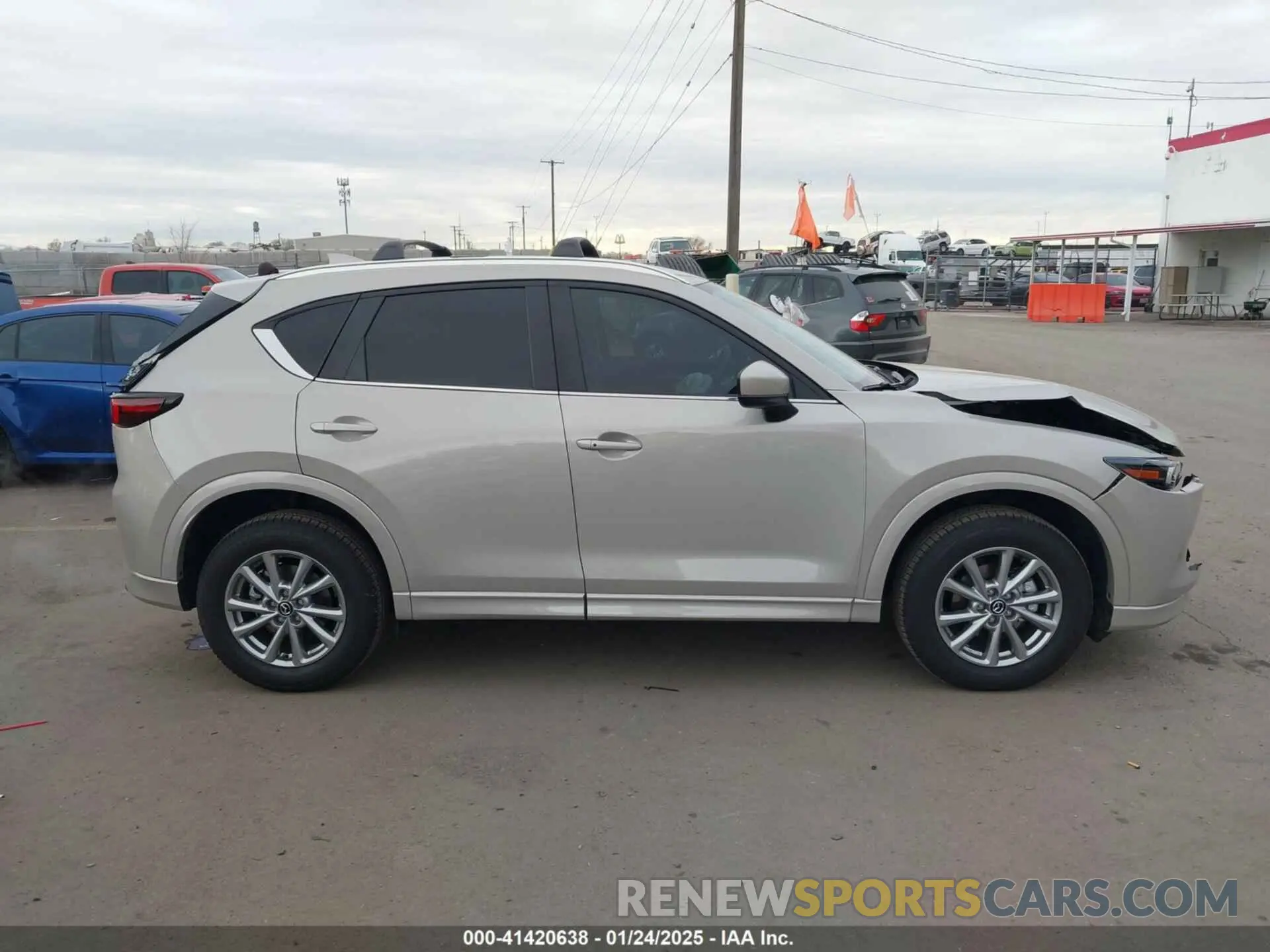 13 fotografías del automóvil dañado JM3KFBBL4R0474158 MAZDA CX-5 2024