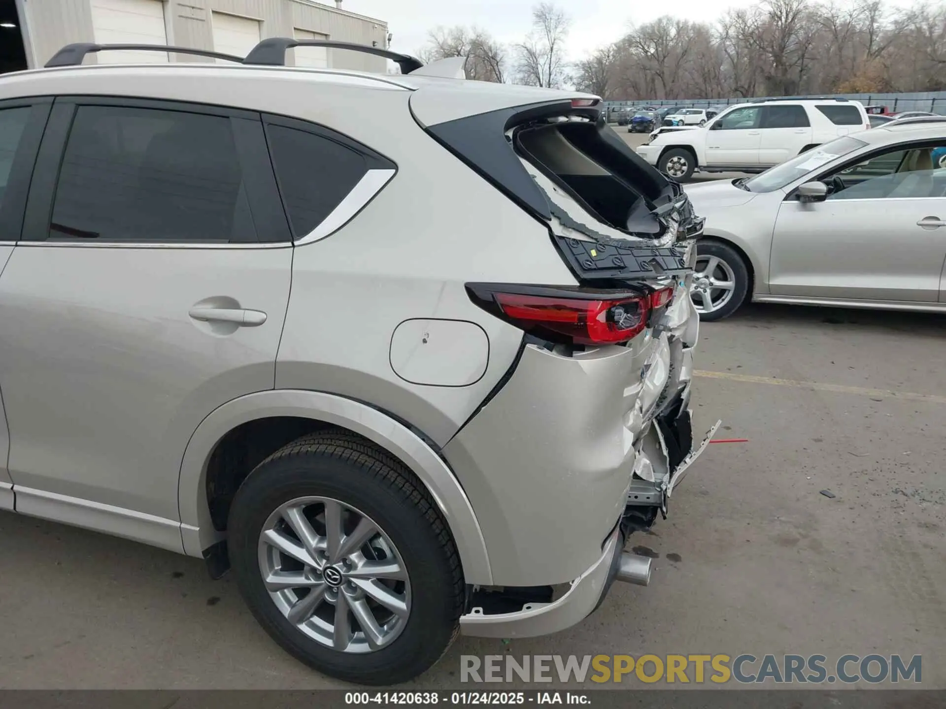 6 fotografías del automóvil dañado JM3KFBBL4R0474158 MAZDA CX-5 2024