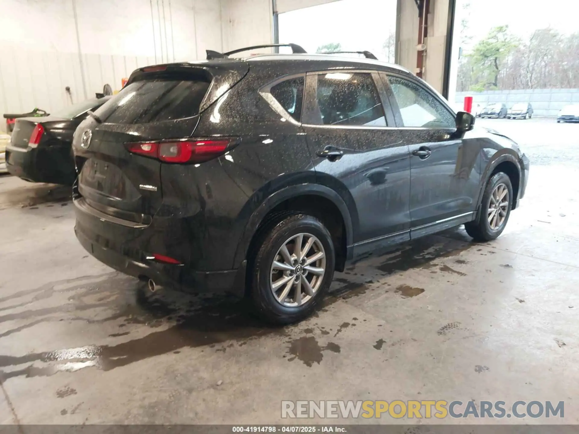 4 fotografías del automóvil dañado JM3KFBBL4R0507742 MAZDA CX-5 2024