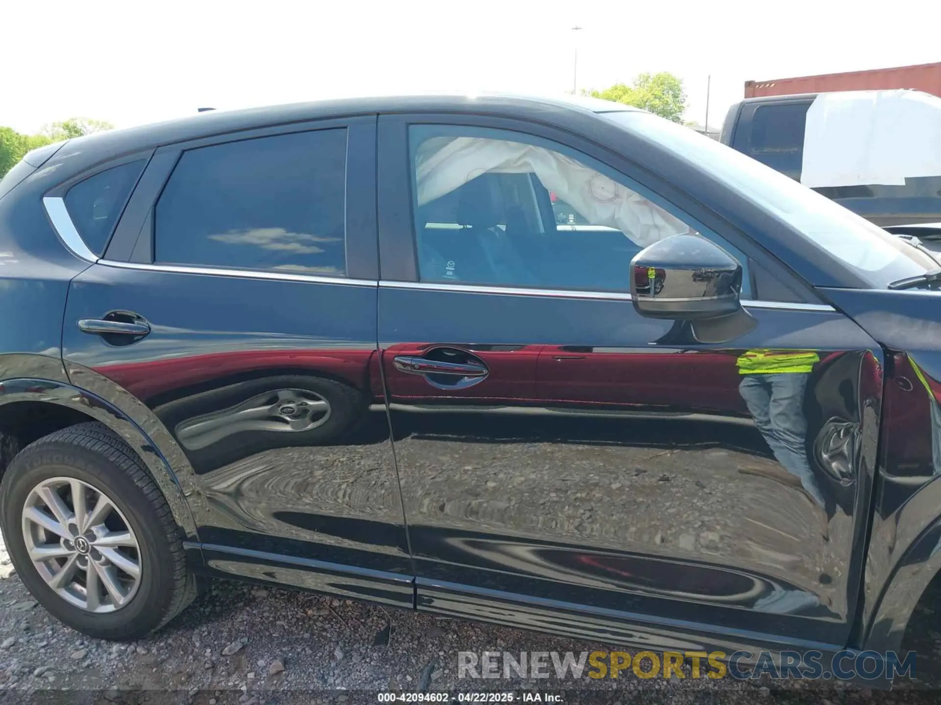 13 fotografías del automóvil dañado JM3KFBBL5R0480597 MAZDA CX-5 2024