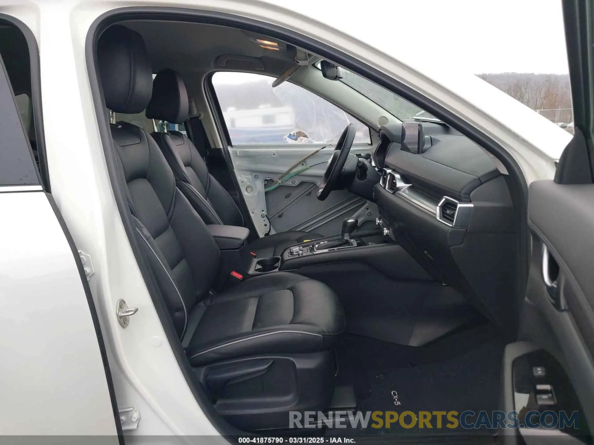5 fotografías del automóvil dañado JM3KFBBL6R0408663 MAZDA CX-5 2024