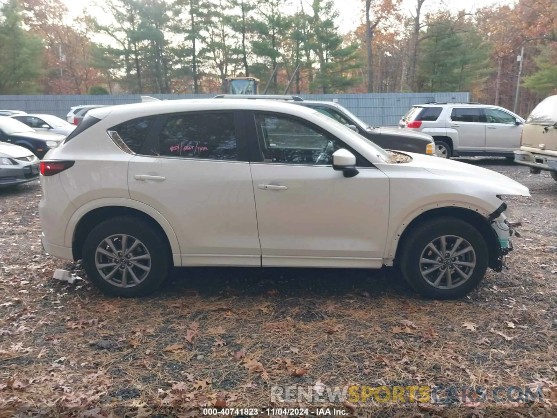 14 fotografías del automóvil dañado JM3KFBBL8R0448050 MAZDA CX-5 2024