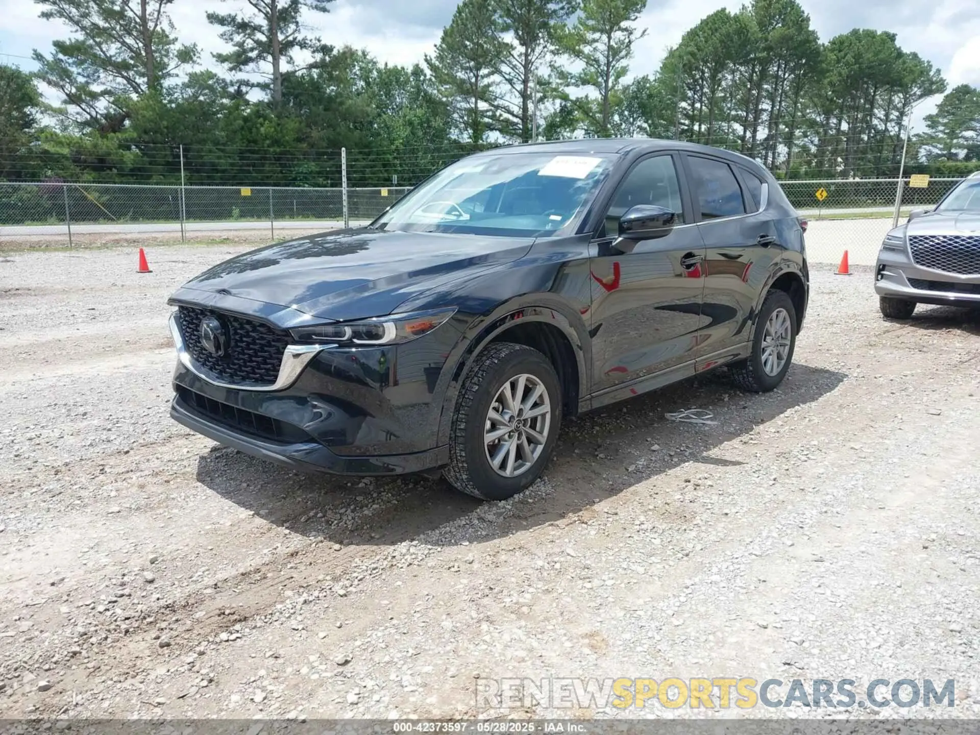 2 fotografías del automóvil dañado JM3KFBBL8R0459274 MAZDA CX-5 2024