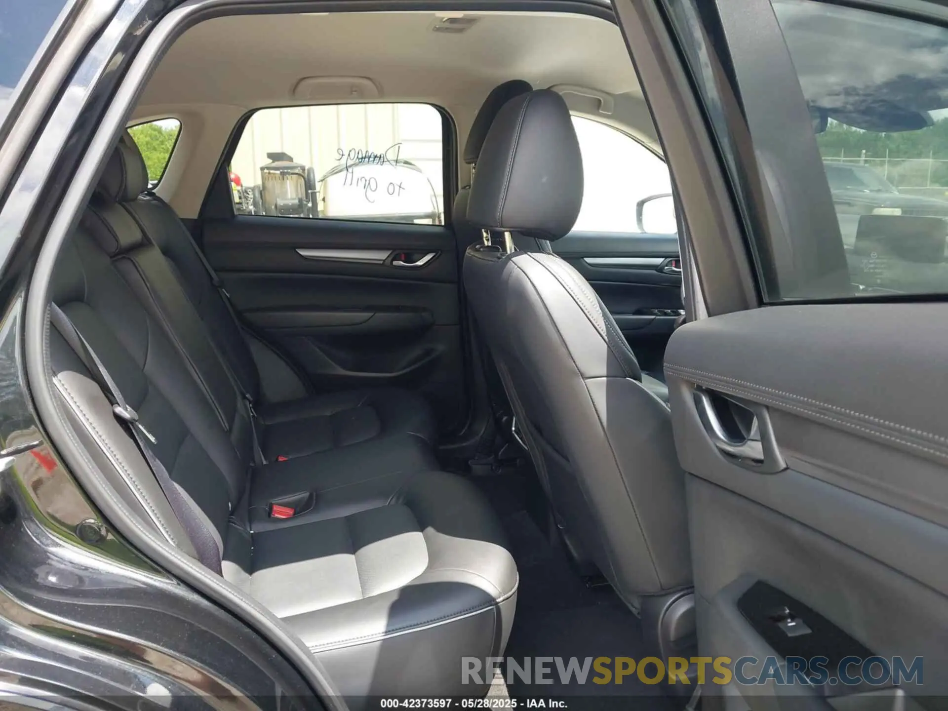 8 fotografías del automóvil dañado JM3KFBBL8R0459274 MAZDA CX-5 2024