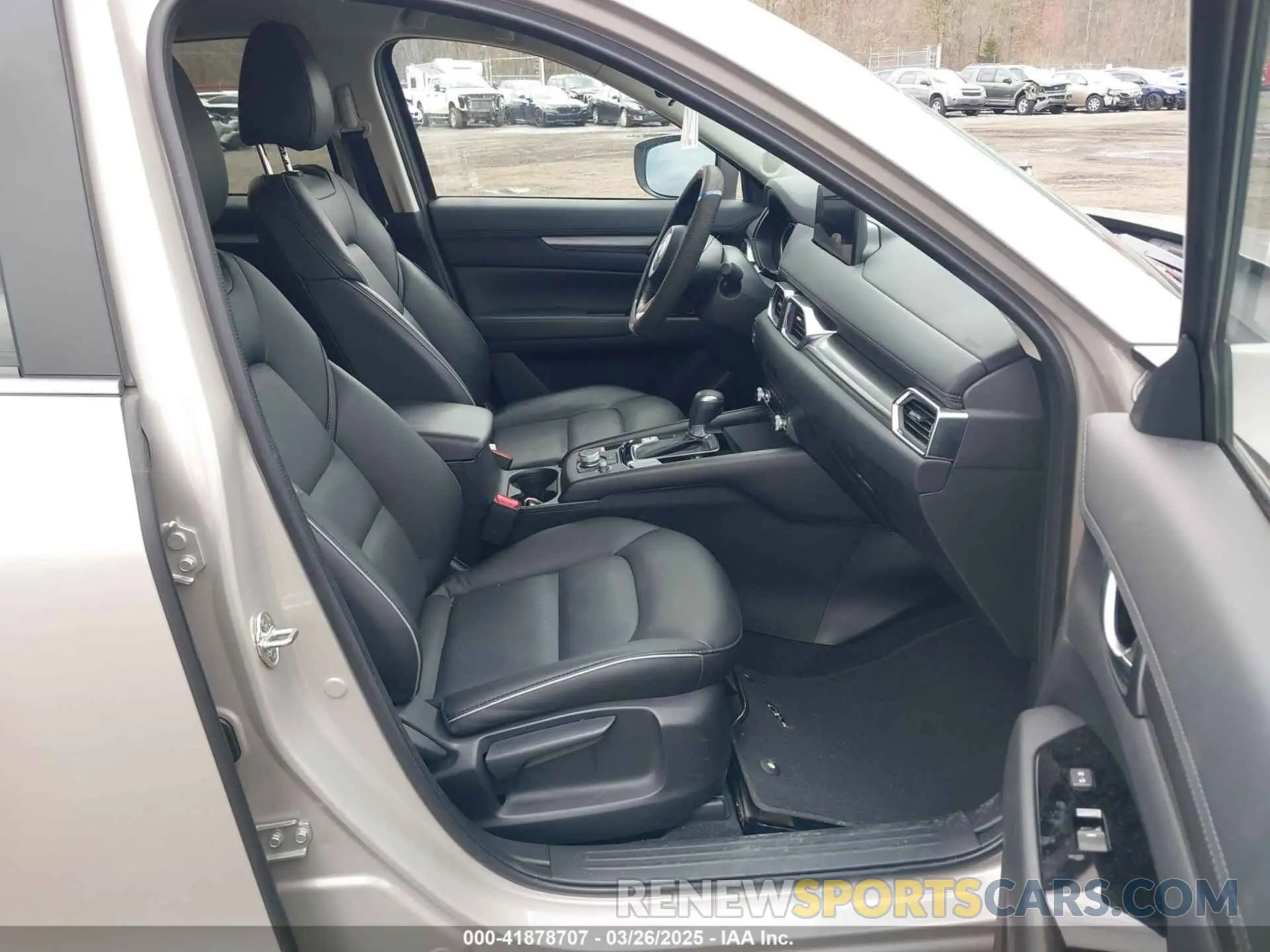 5 fotografías del automóvil dañado JM3KFBBL8R0483056 MAZDA CX-5 2024