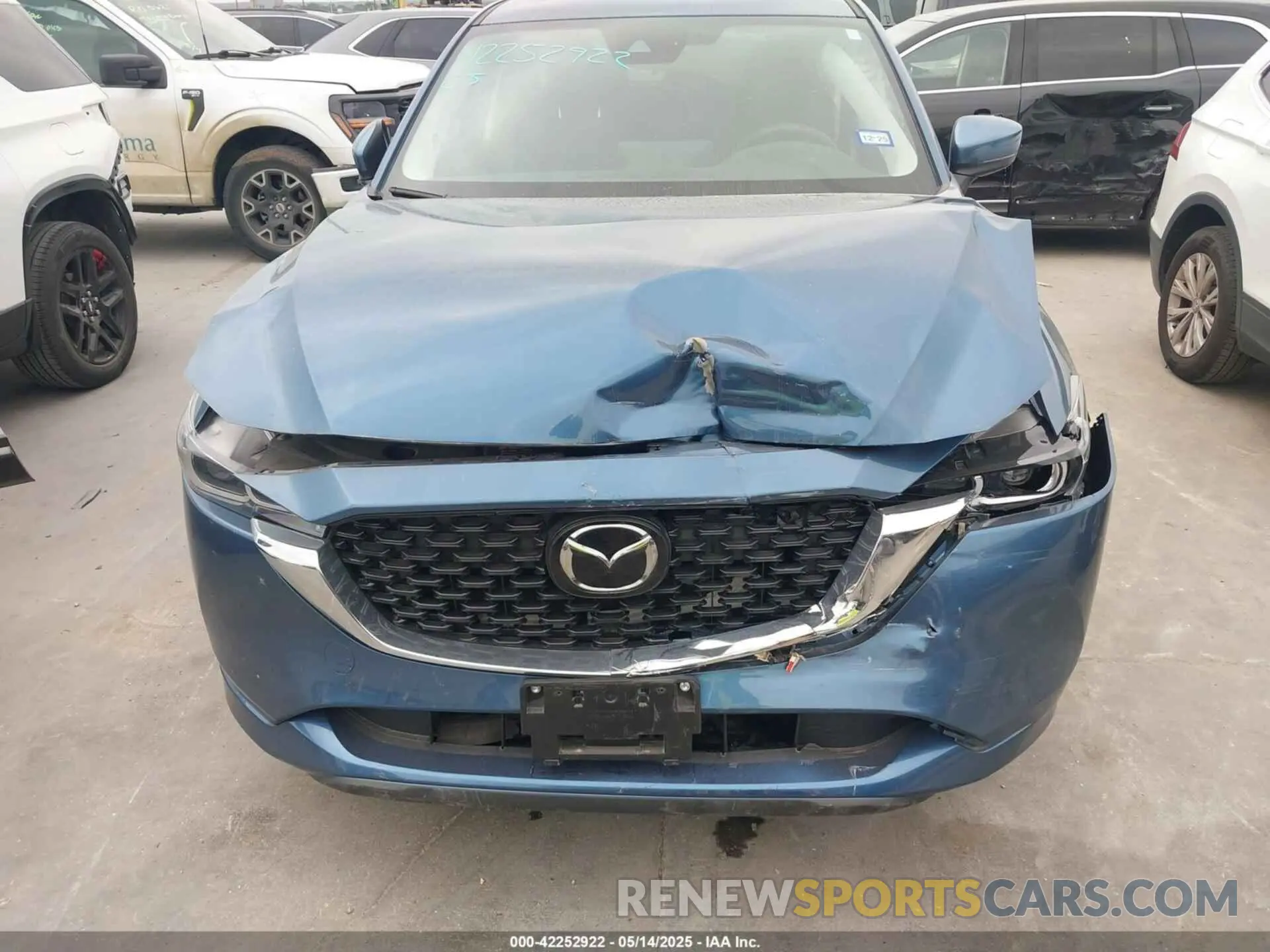 6 fotografías del automóvil dañado JM3KFBBLXR0409072 MAZDA CX-5 2024