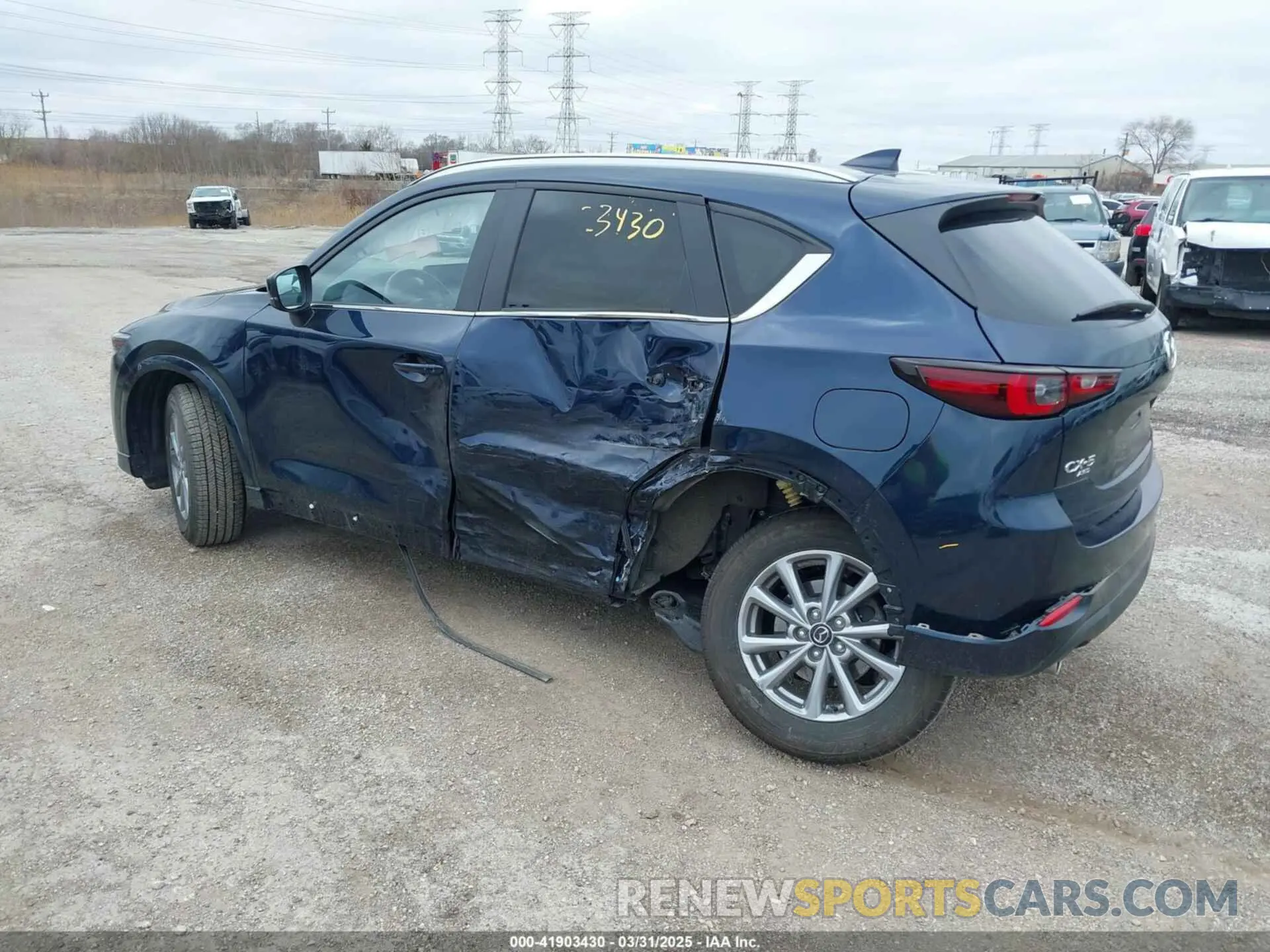 3 fotografías del automóvil dañado JM3KFBBM2R0358868 MAZDA CX-5 2024