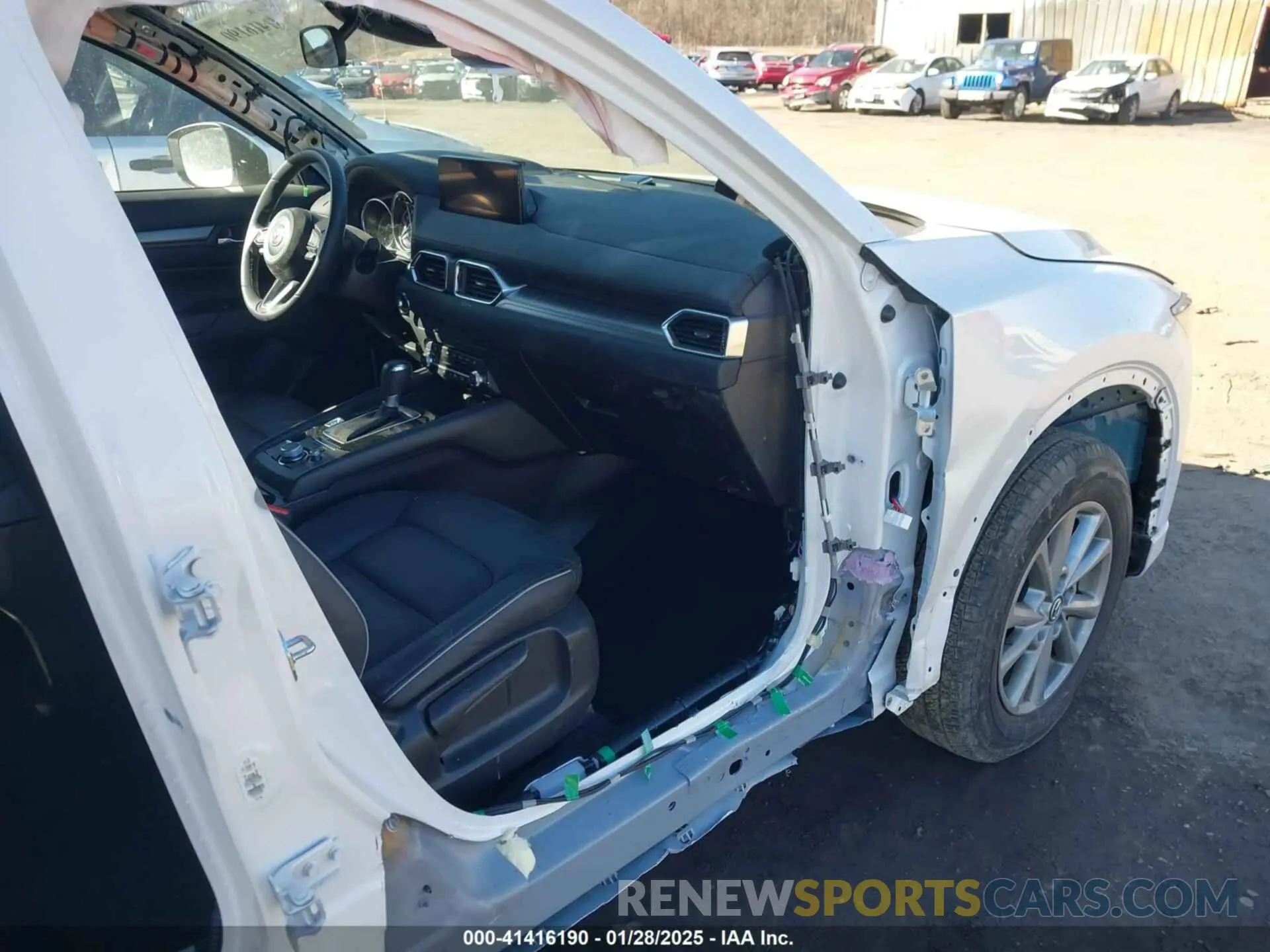 5 fotografías del automóvil dañado JM3KFBBM2R0397895 MAZDA CX-5 2024