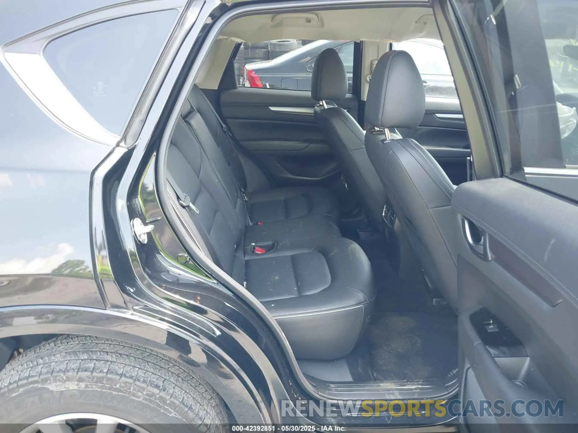 8 fotografías del automóvil dañado JM3KFBBM3R0367045 MAZDA CX-5 2024