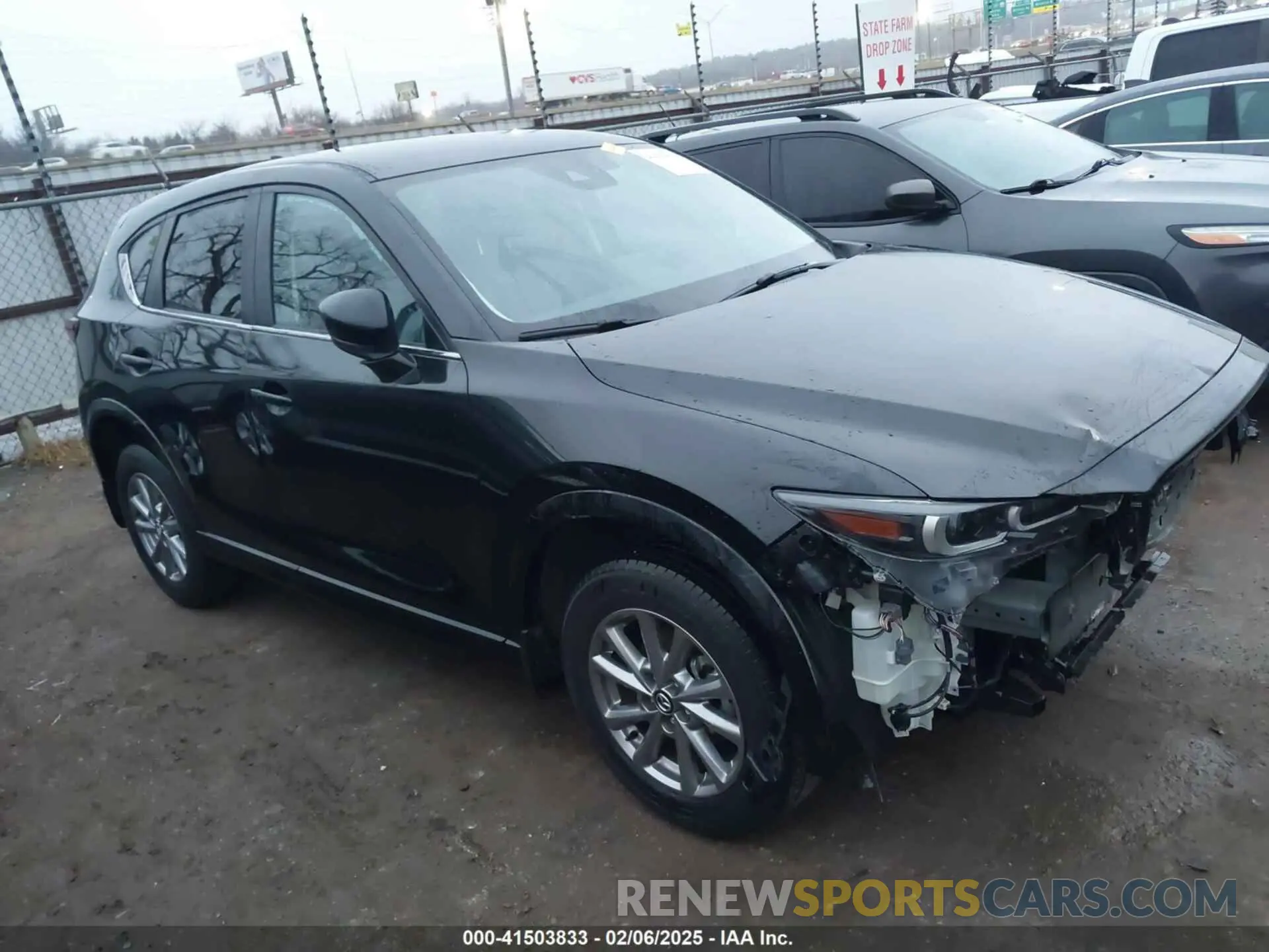 14 fotografías del automóvil dañado JM3KFBBM5R0360145 MAZDA CX-5 2024
