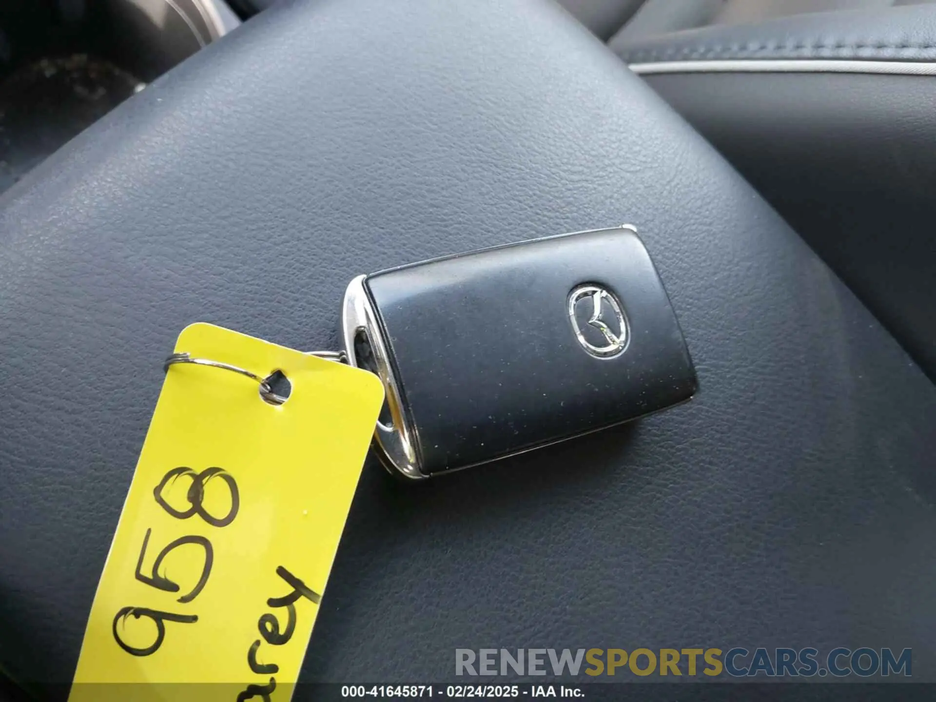 11 fotografías del automóvil dañado JM3KFBBM9R0407970 MAZDA CX-5 2024