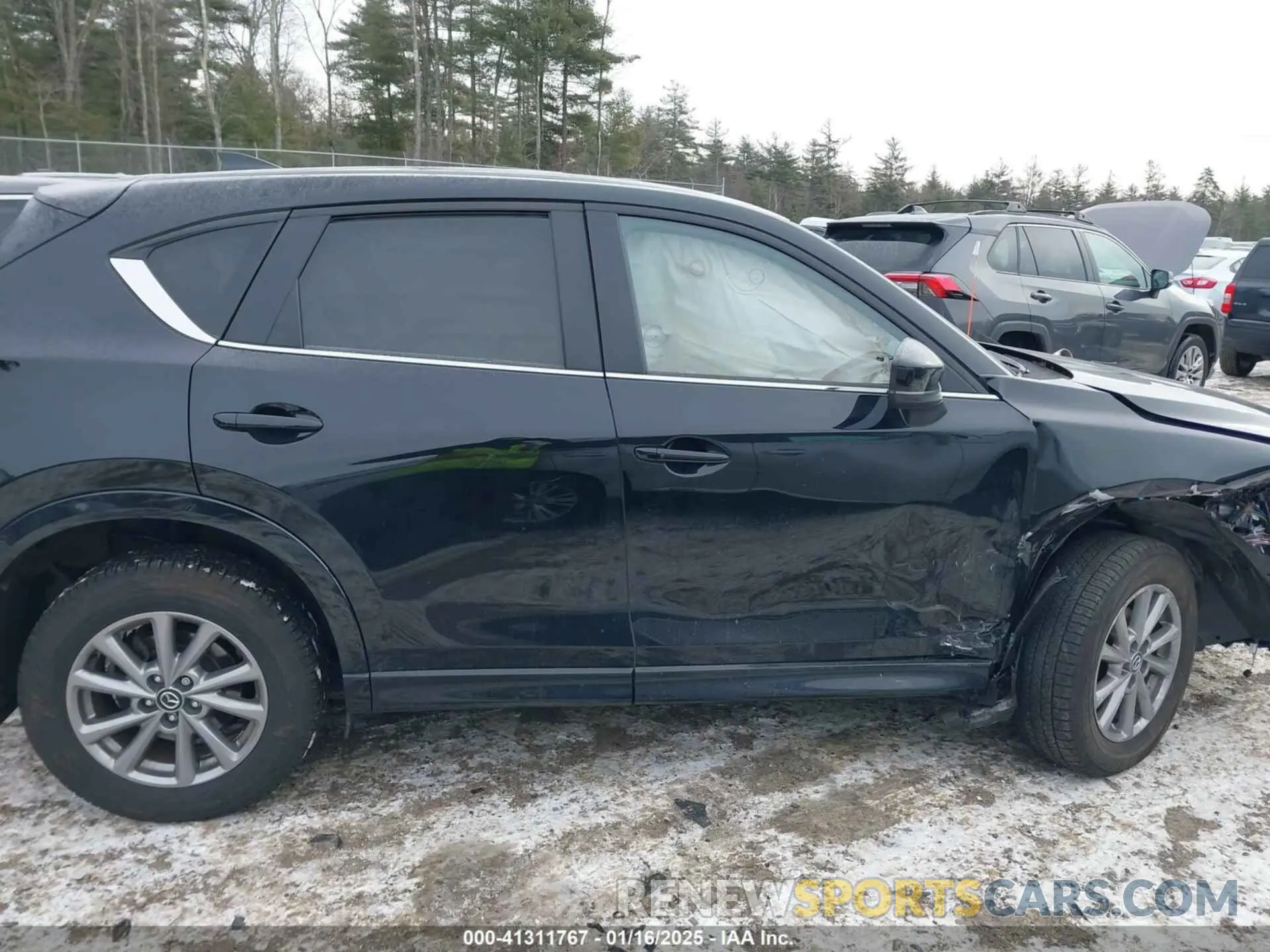13 fotografías del automóvil dañado JM3KFBCL0R0424338 MAZDA CX-5 2024