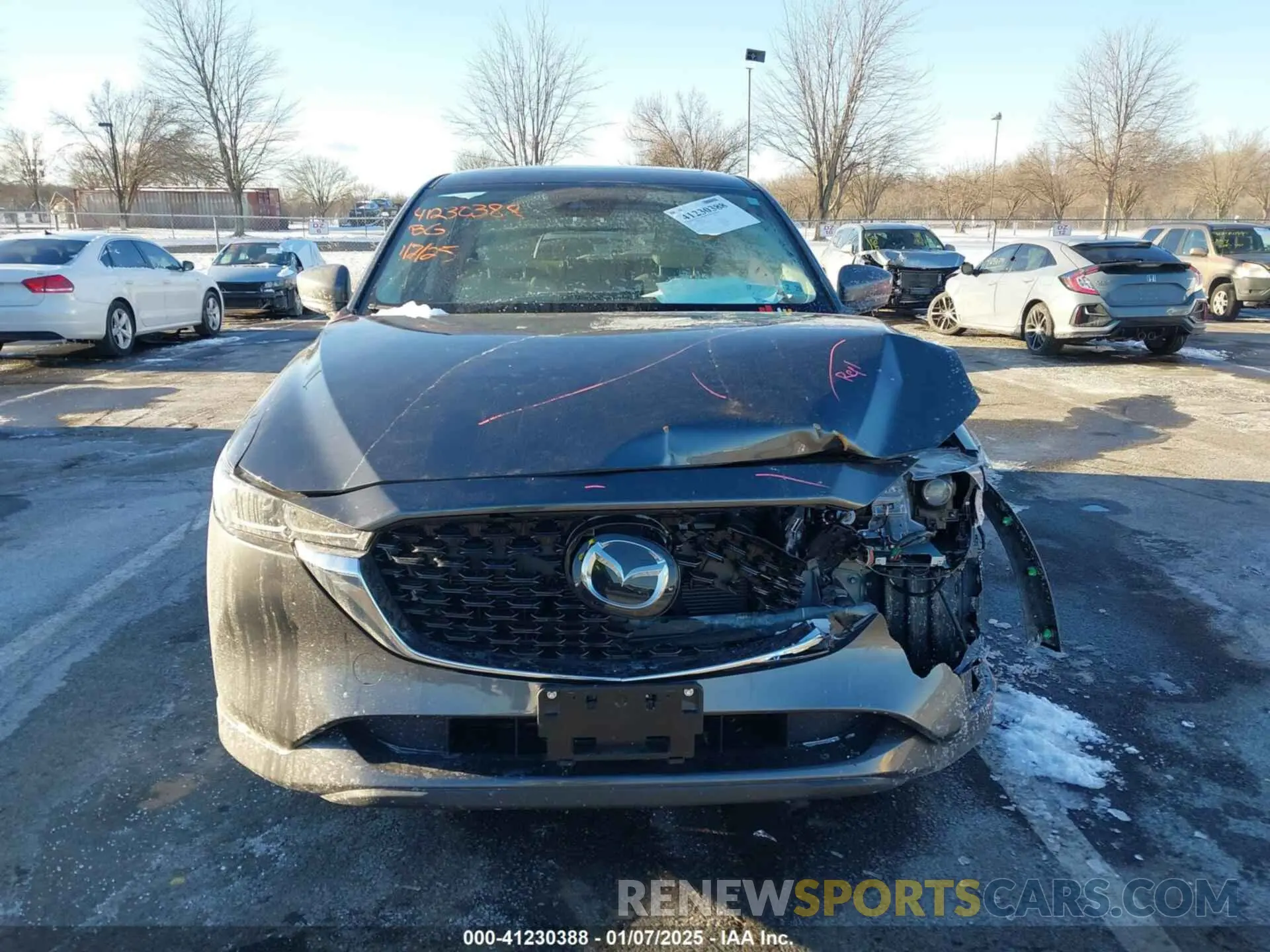 12 fotografías del automóvil dañado JM3KFBCL0R0428860 MAZDA CX-5 2024