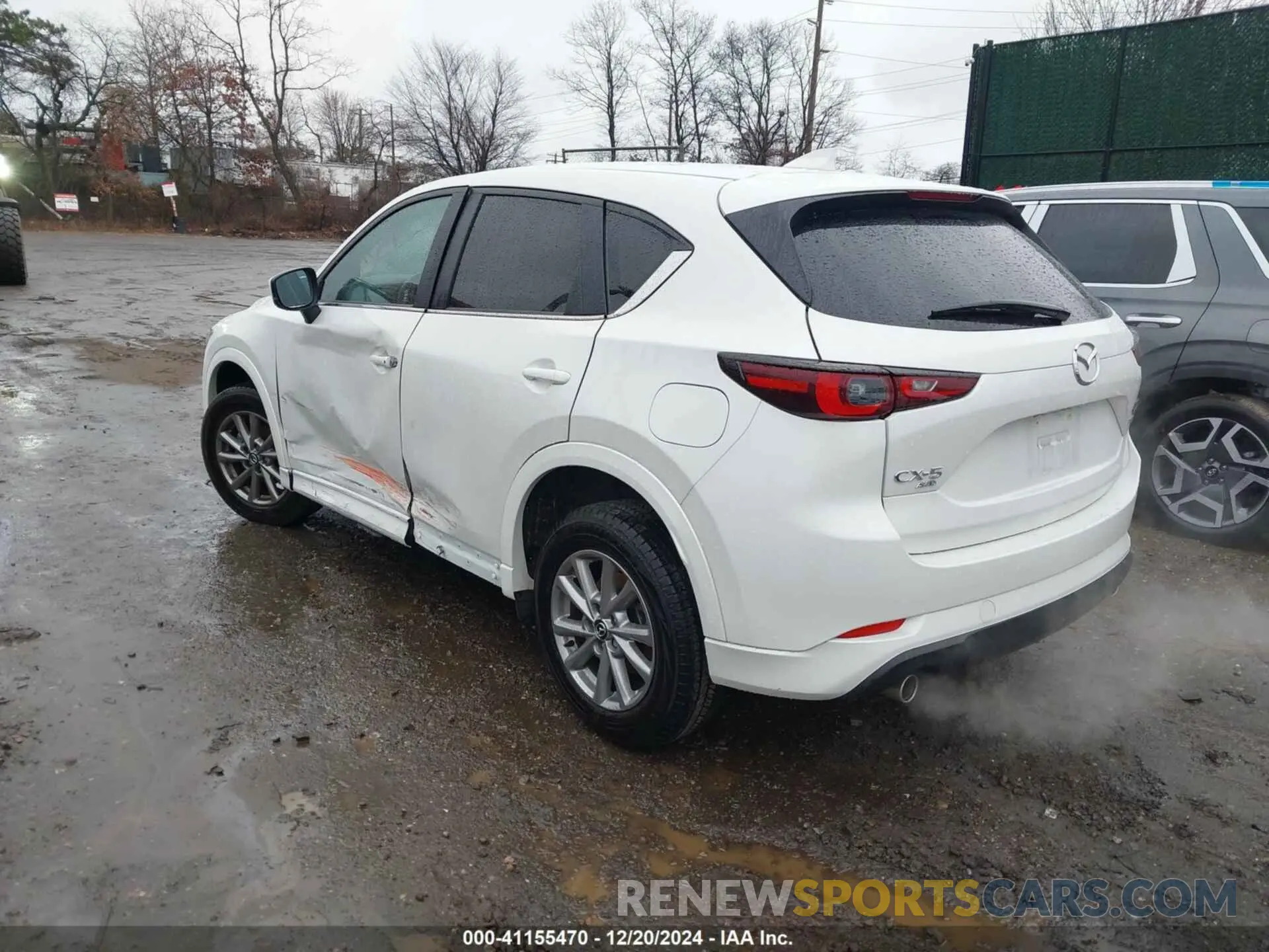 3 fotografías del automóvil dañado JM3KFBCL0R0471045 MAZDA CX-5 2024