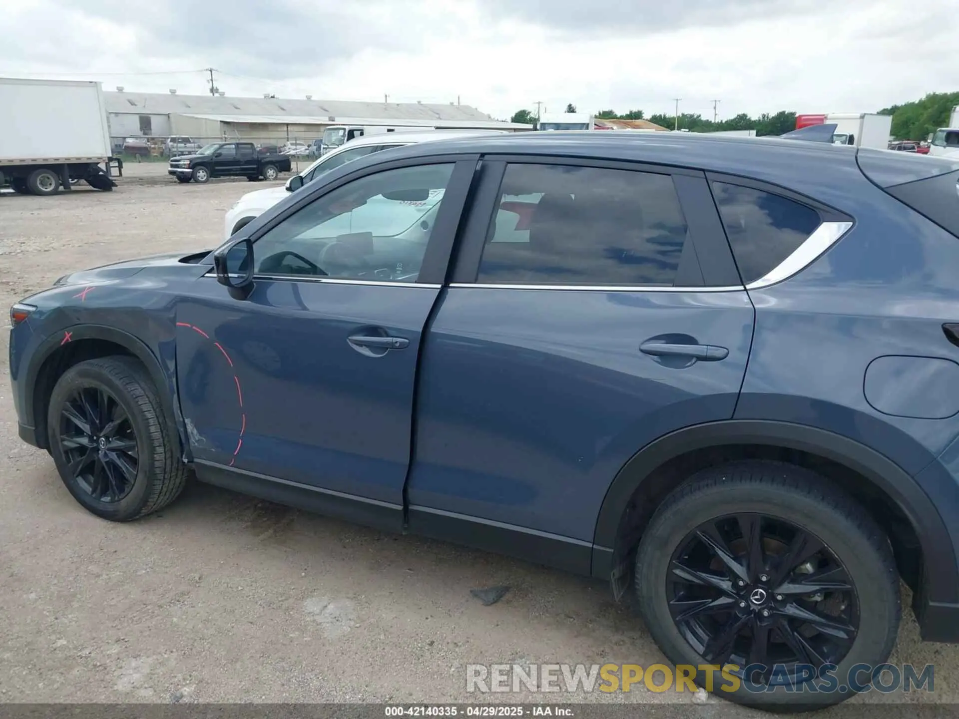14 fotografías del automóvil dañado JM3KFBCL0R0516680 MAZDA CX-5 2024