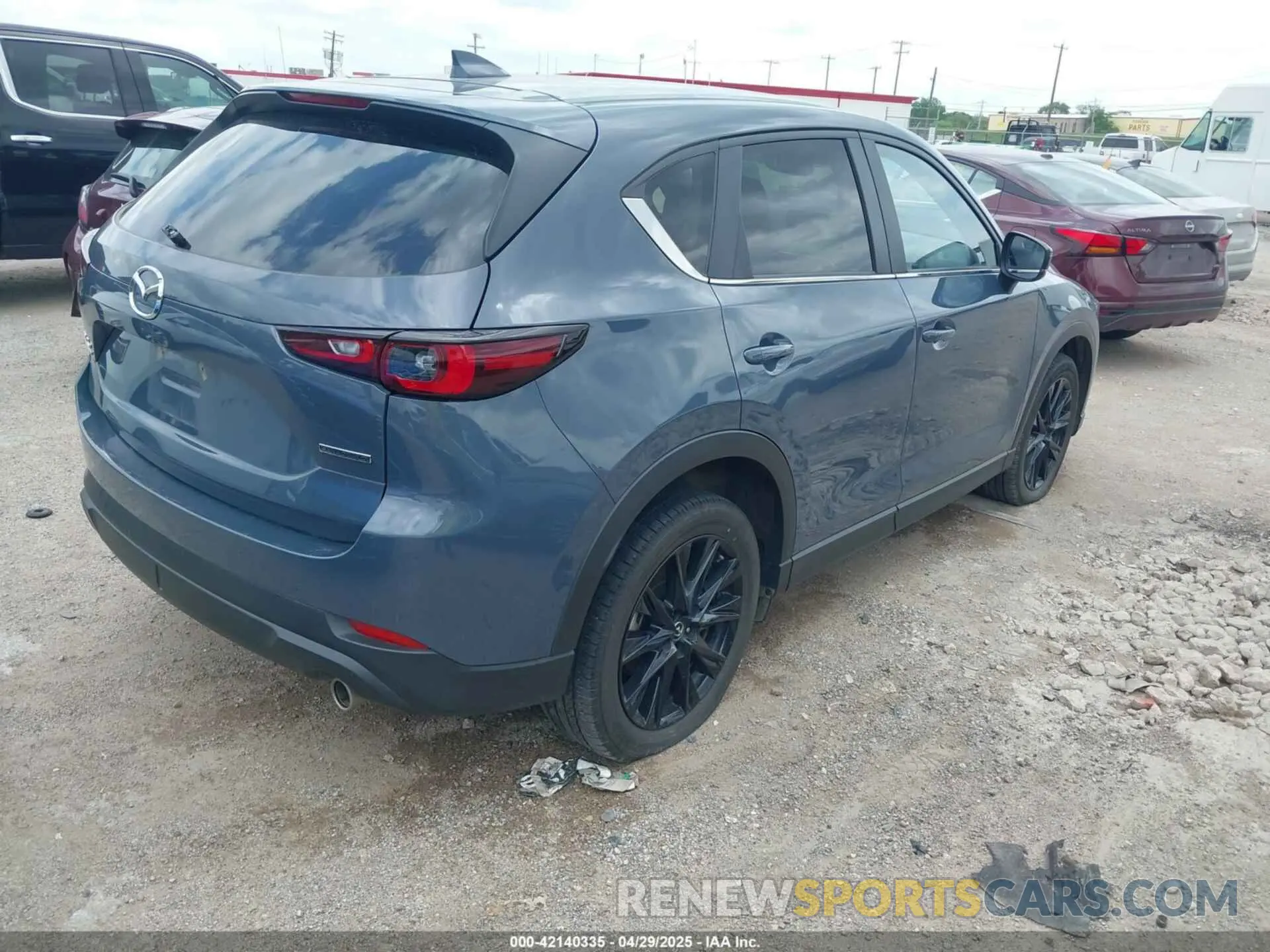 4 fotografías del automóvil dañado JM3KFBCL0R0516680 MAZDA CX-5 2024