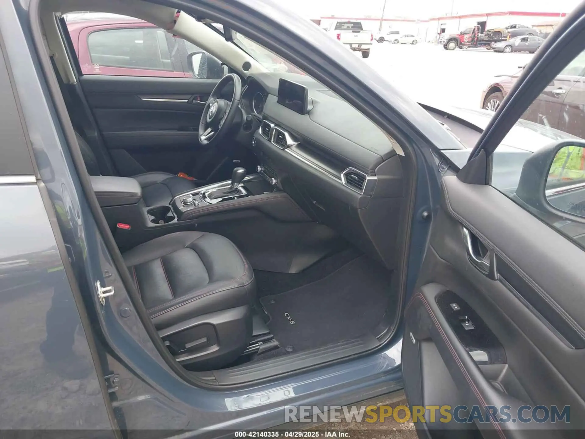 5 fotografías del automóvil dañado JM3KFBCL0R0516680 MAZDA CX-5 2024