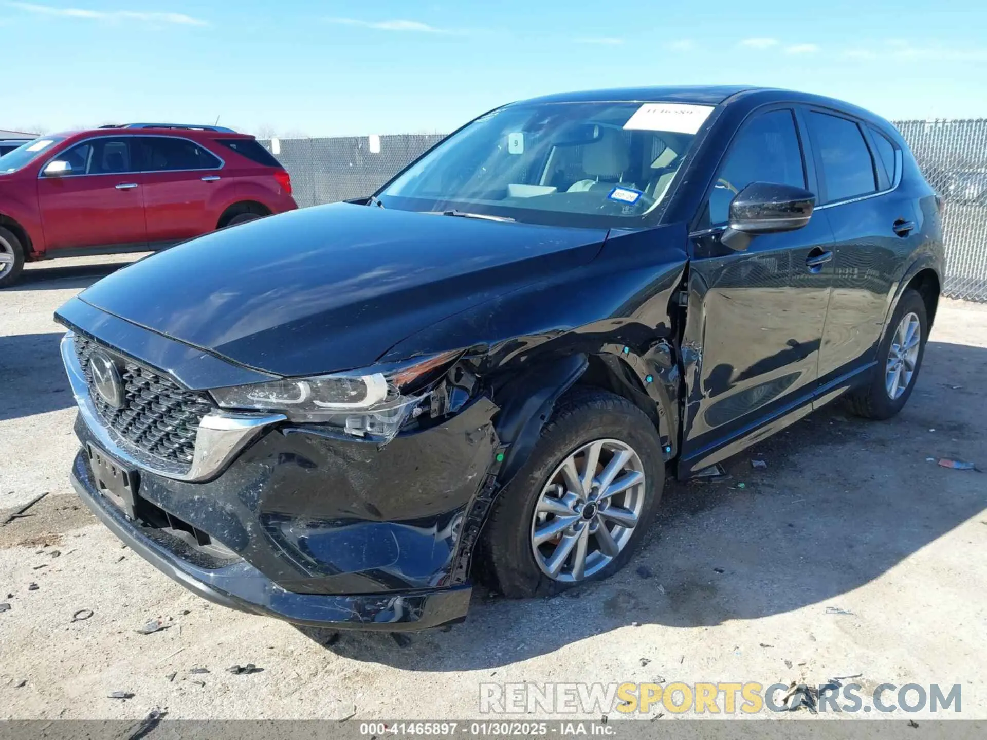 2 fotografías del automóvil dañado JM3KFBCL1R0432531 MAZDA CX-5 2024