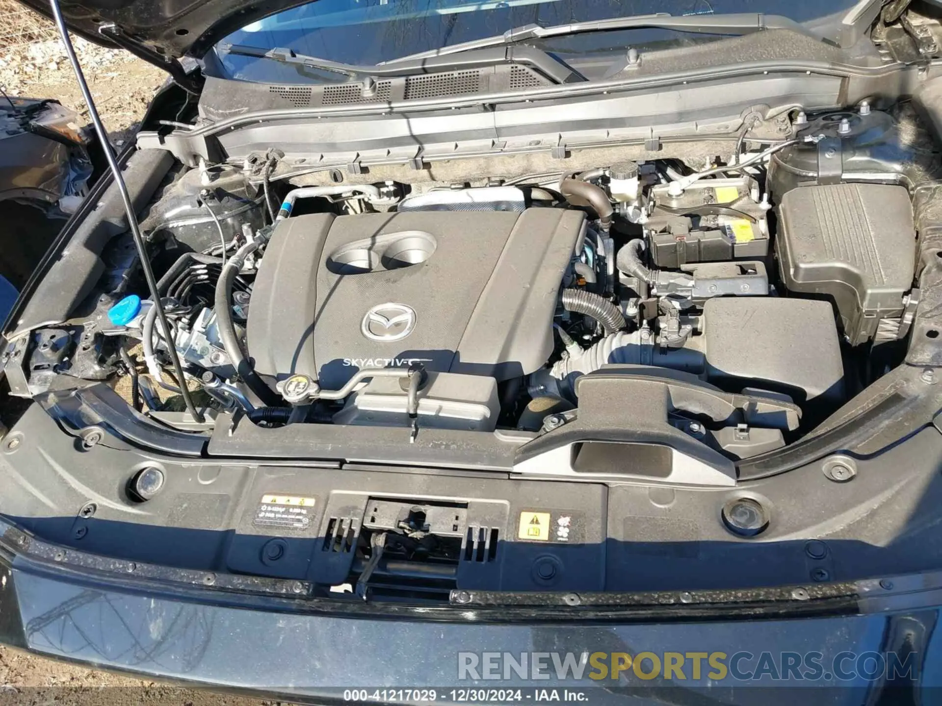 10 fotografías del automóvil dañado JM3KFBCL1R0444839 MAZDA CX-5 2024