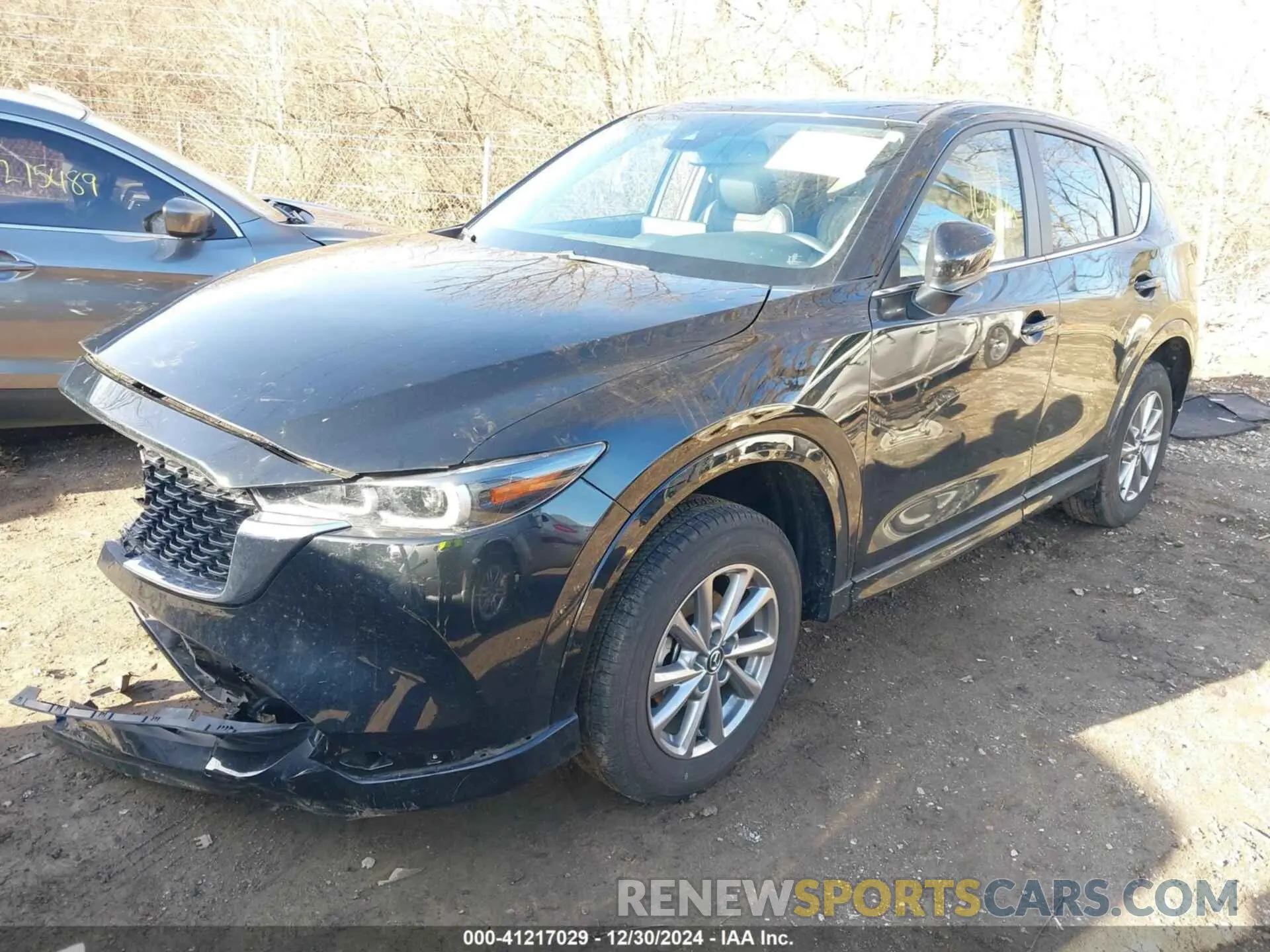 2 fotografías del automóvil dañado JM3KFBCL1R0444839 MAZDA CX-5 2024
