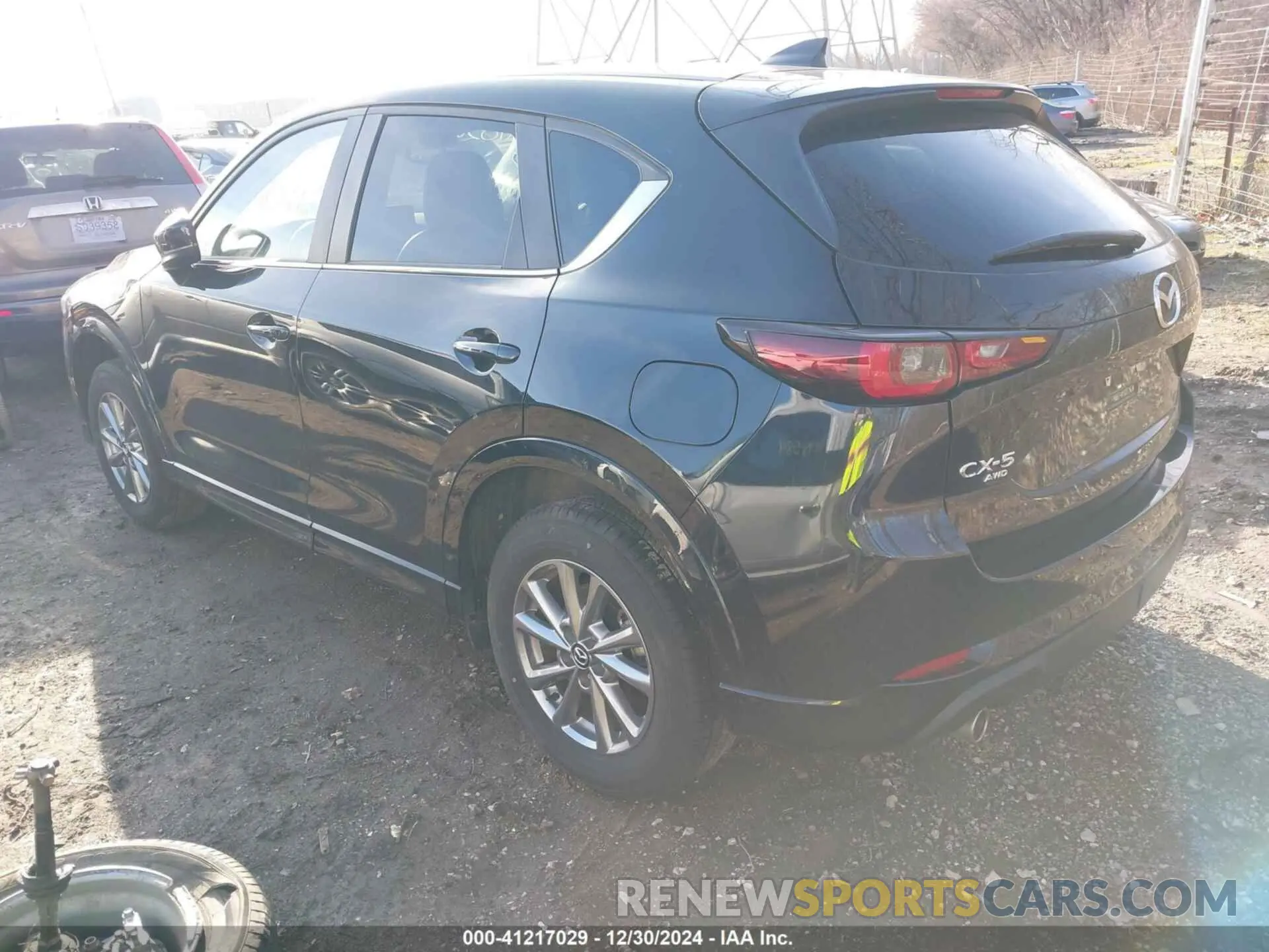 3 fotografías del automóvil dañado JM3KFBCL1R0444839 MAZDA CX-5 2024