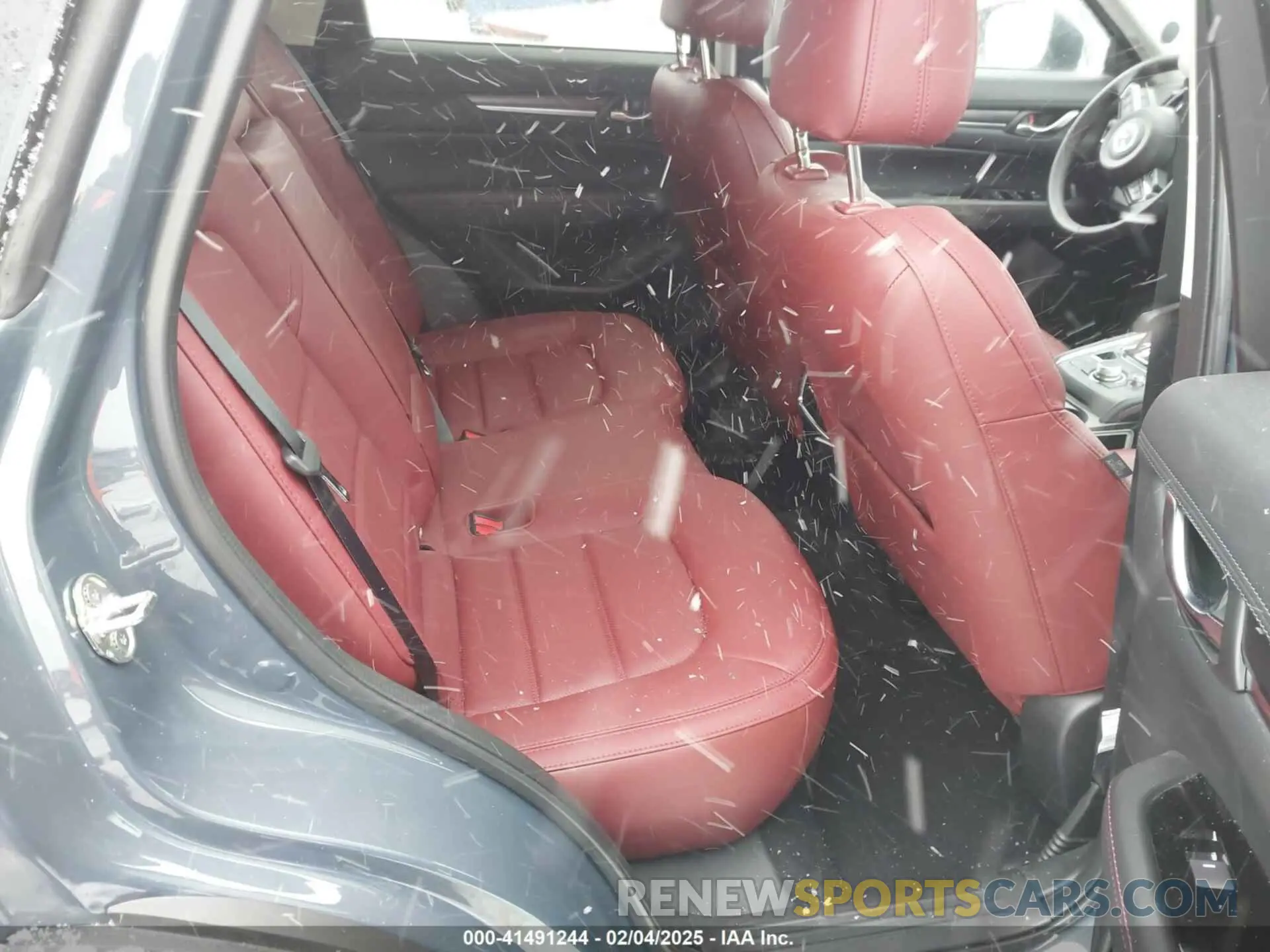 8 fotografías del automóvil dañado JM3KFBCL1R0447627 MAZDA CX-5 2024