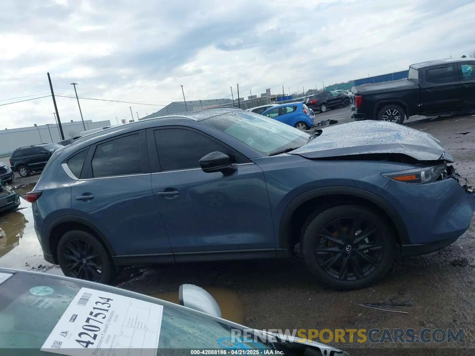 13 fotografías del automóvil dañado JM3KFBCL1R0470051 MAZDA CX-5 2024