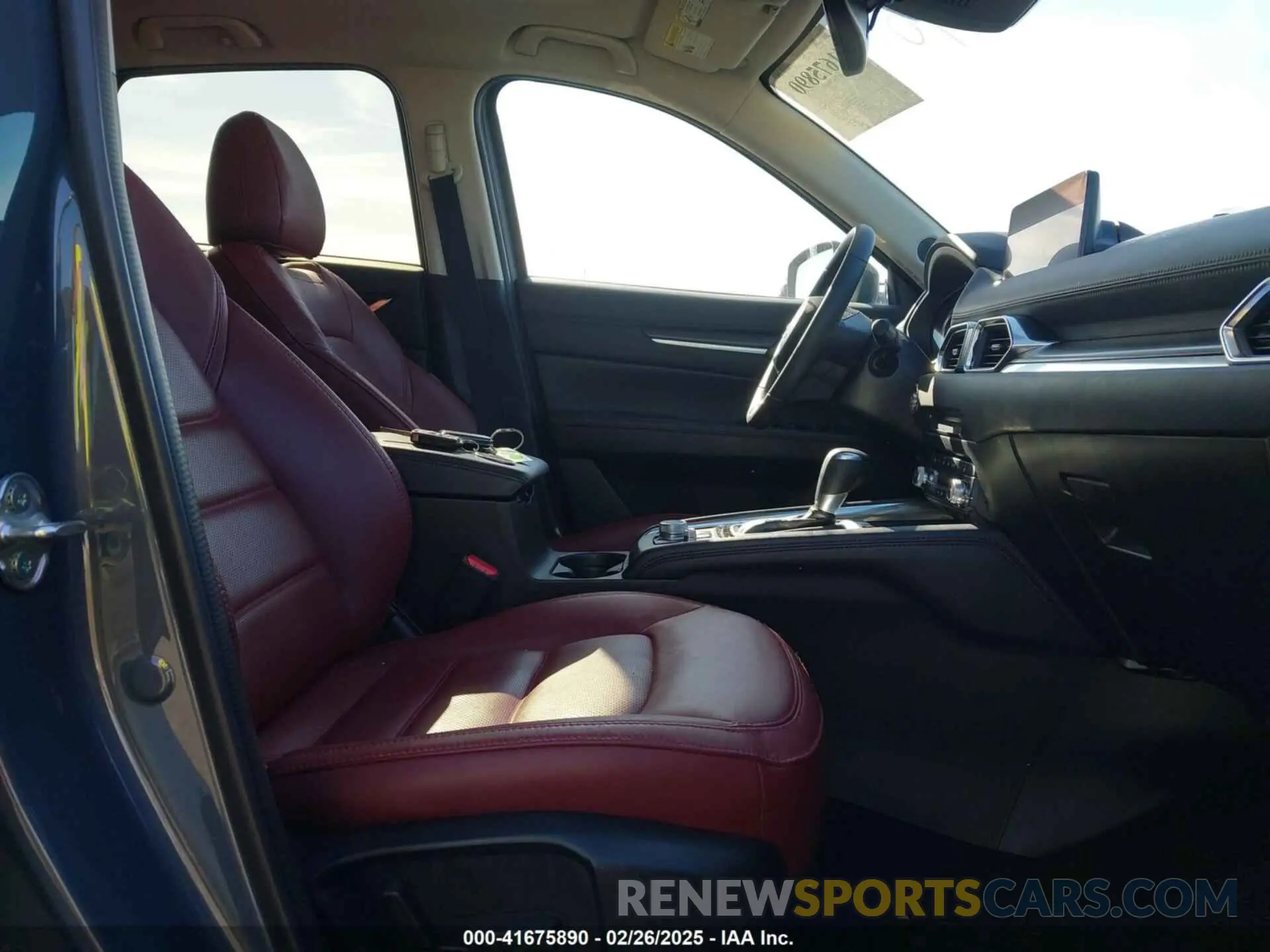 5 fotografías del automóvil dañado JM3KFBCL1R0513433 MAZDA CX-5 2024