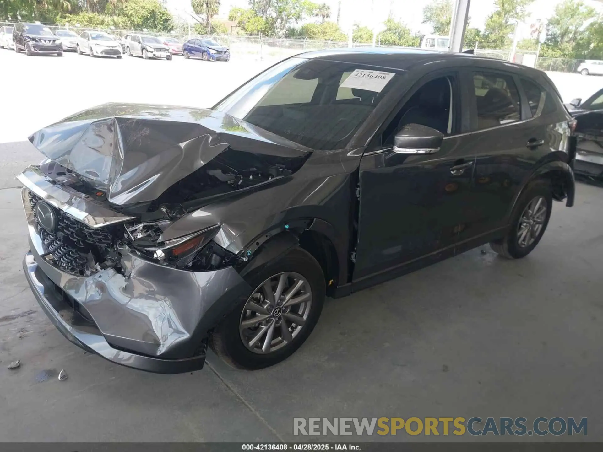 2 fotografías del automóvil dañado JM3KFBCL2R0426088 MAZDA CX-5 2024