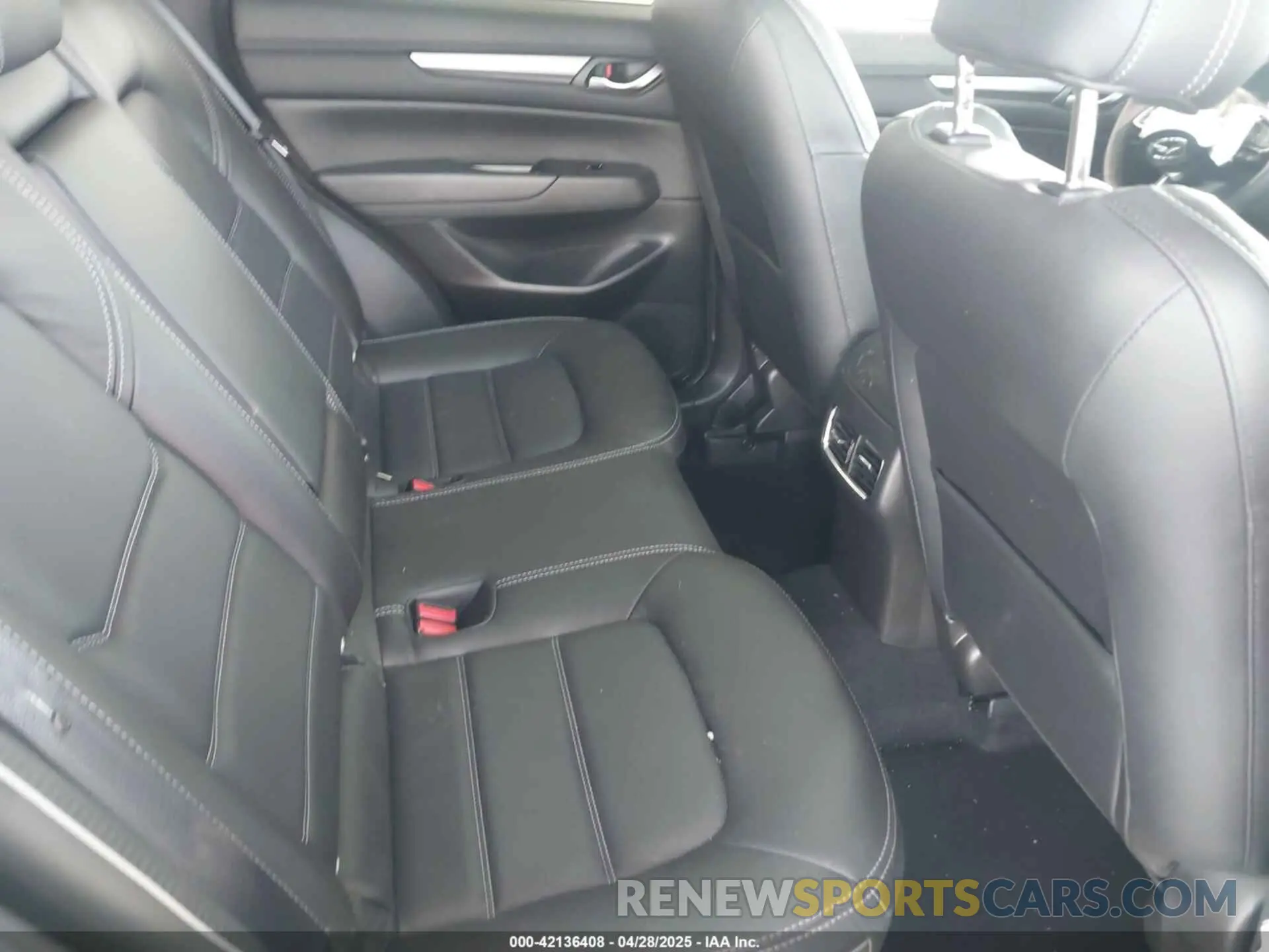 8 fotografías del automóvil dañado JM3KFBCL2R0426088 MAZDA CX-5 2024