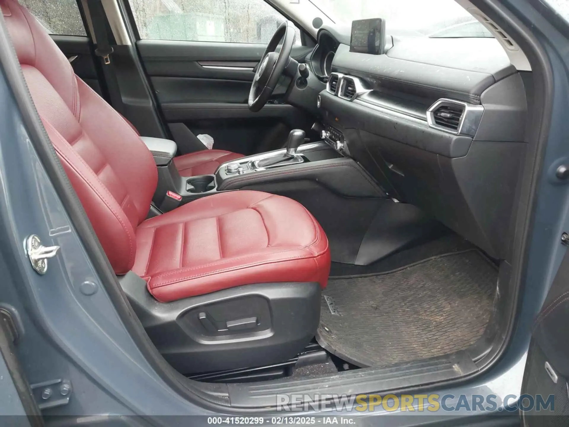 5 fotografías del automóvil dañado JM3KFBCL2R0426382 MAZDA CX-5 2024