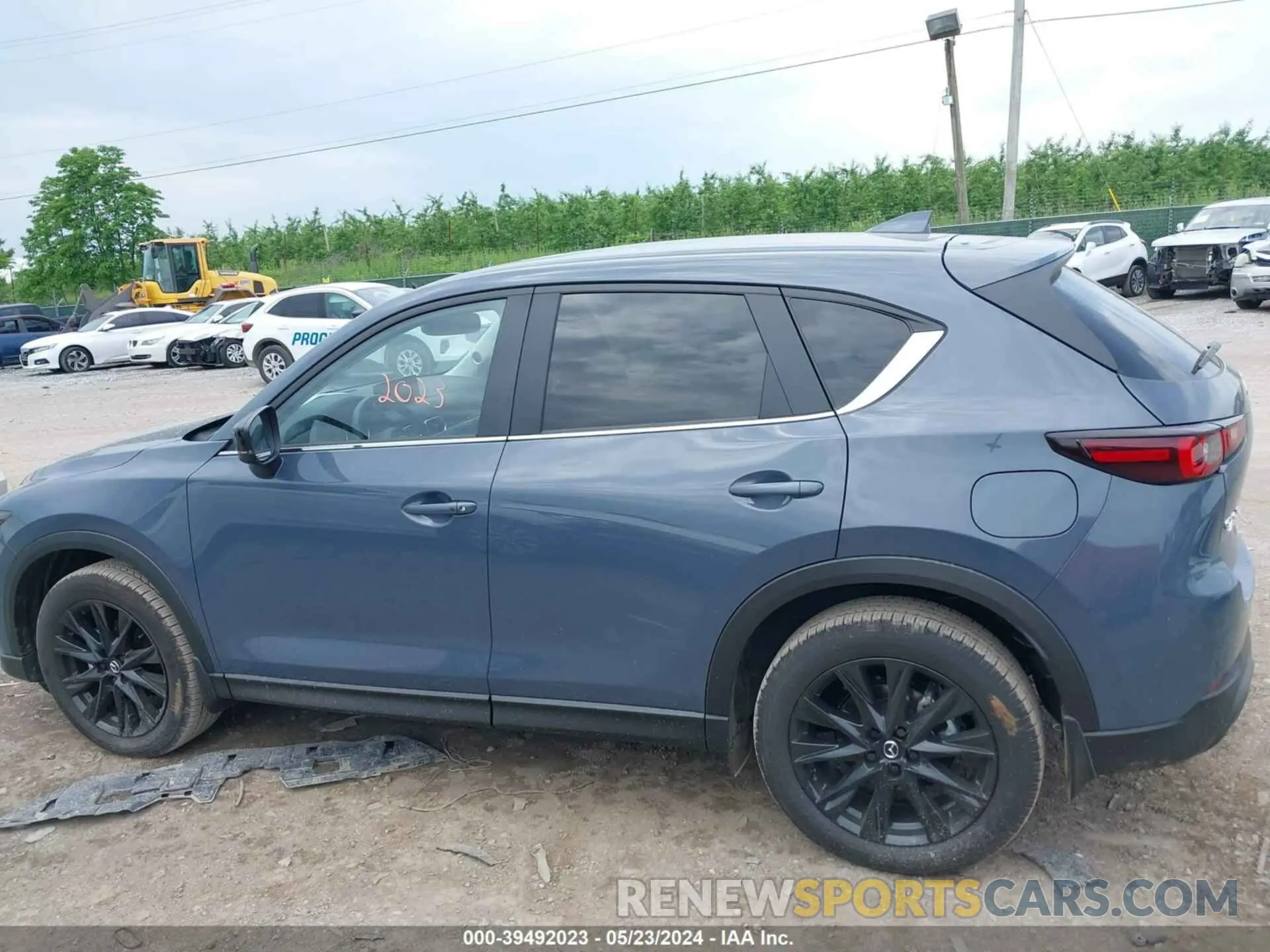 14 fotografías del automóvil dañado JM3KFBCL2R0427497 MAZDA CX-5 2024