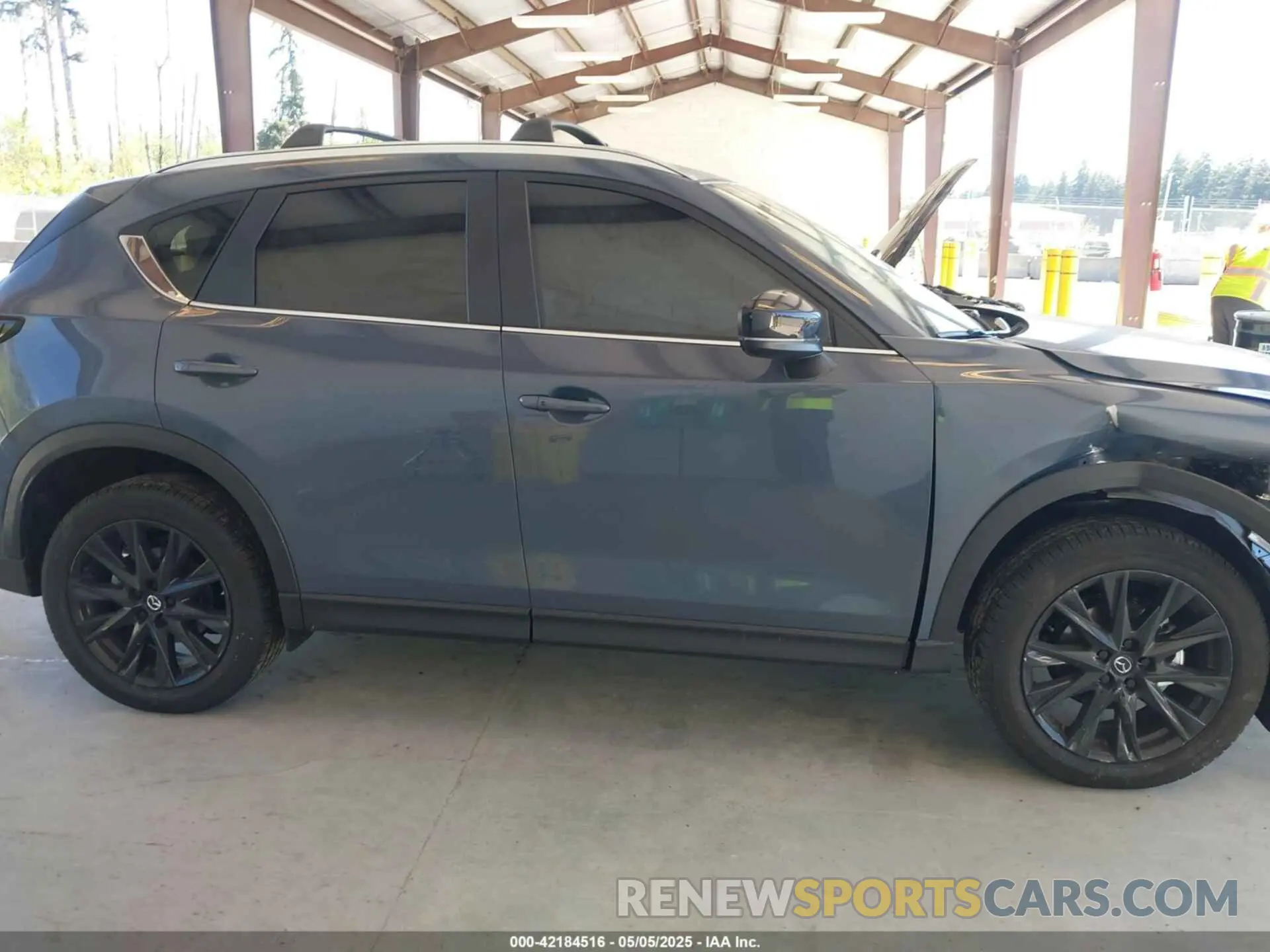 13 fotografías del automóvil dañado JM3KFBCL2R0510458 MAZDA CX-5 2024