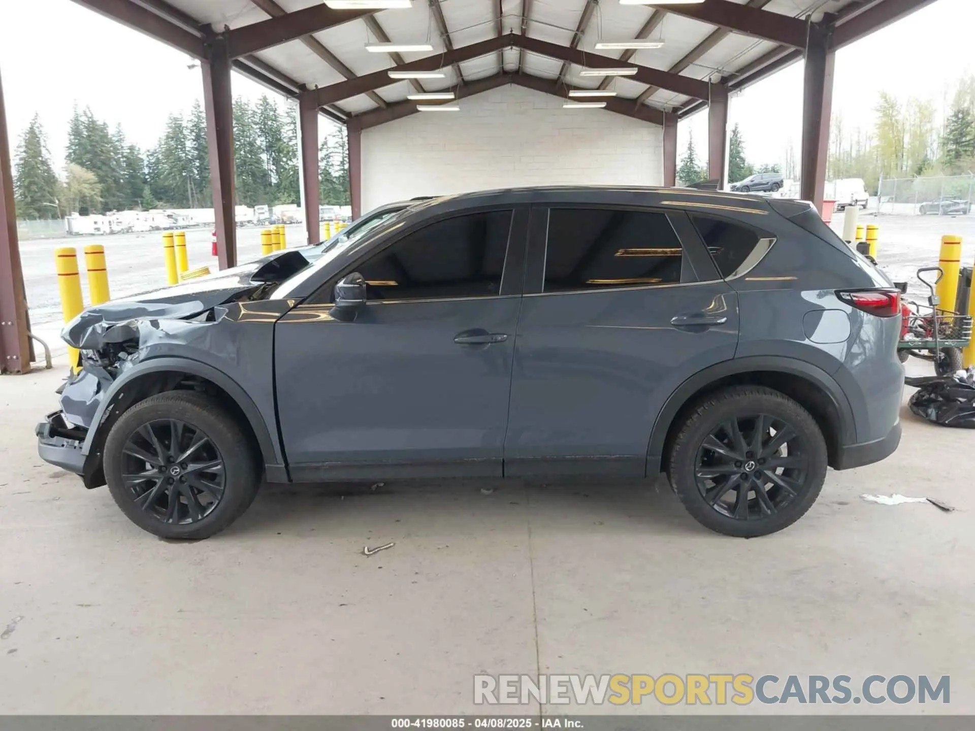 14 fotografías del automóvil dañado JM3KFBCL4R0432491 MAZDA CX-5 2024