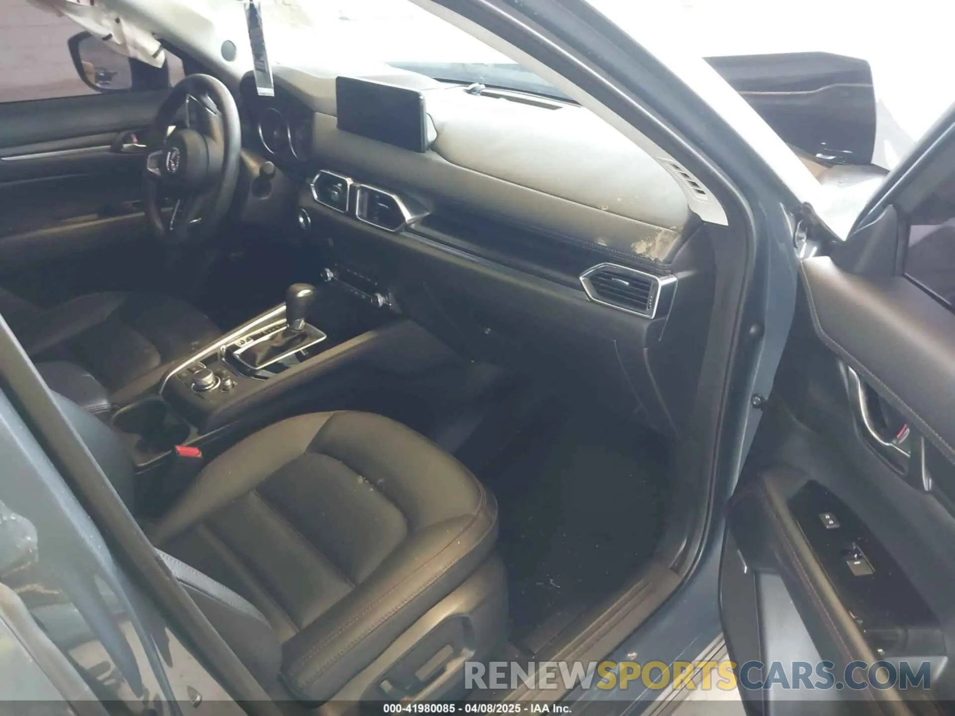 5 fotografías del automóvil dañado JM3KFBCL4R0432491 MAZDA CX-5 2024