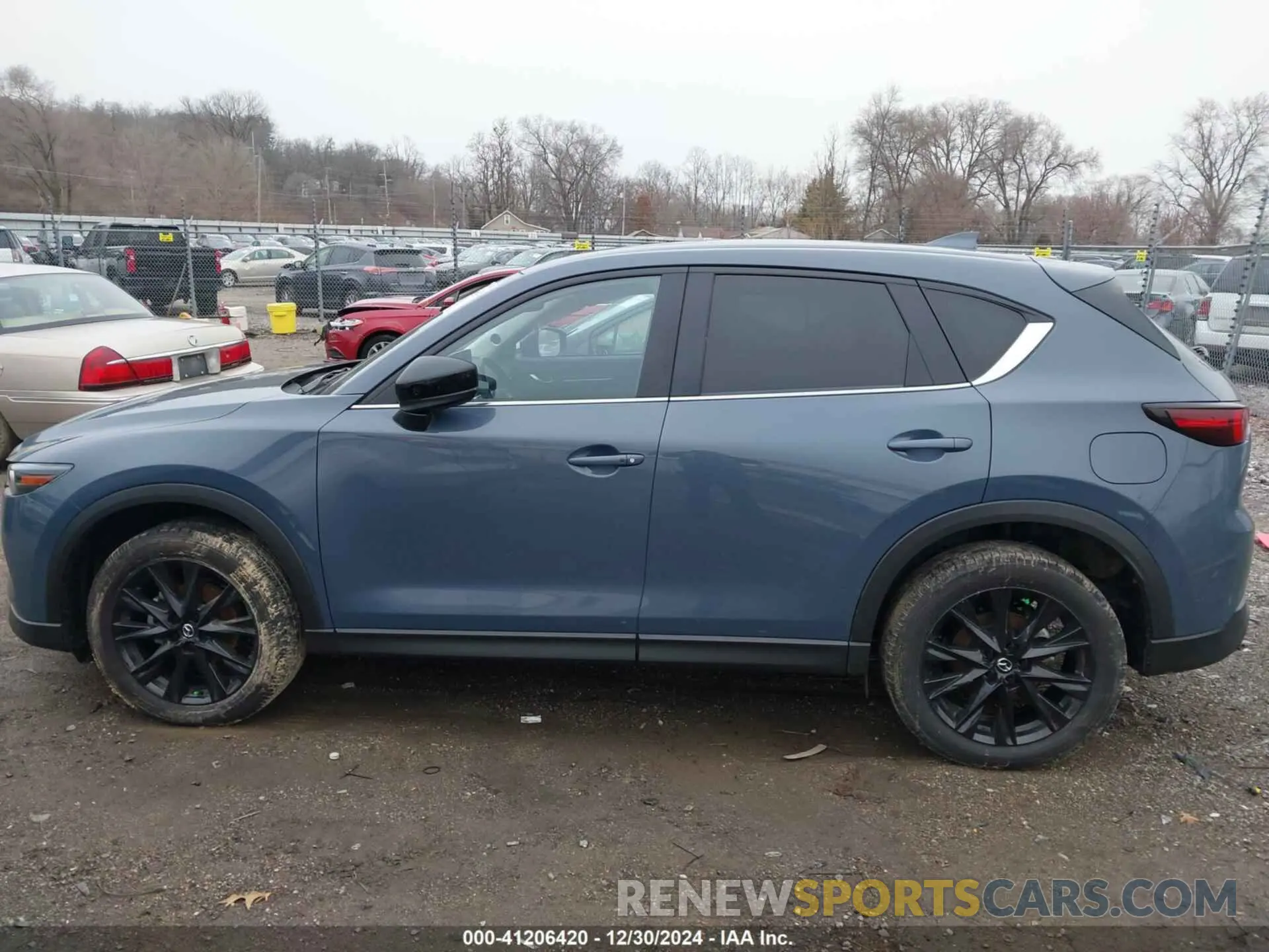 14 fotografías del automóvil dañado JM3KFBCL5R0430300 MAZDA CX-5 2024