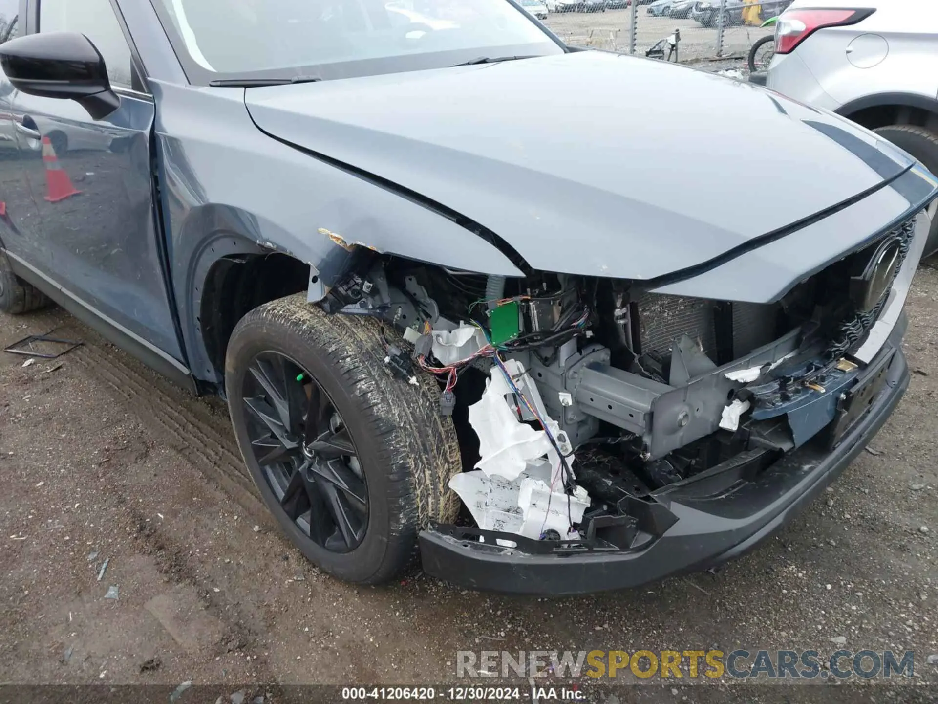 6 fotografías del automóvil dañado JM3KFBCL5R0430300 MAZDA CX-5 2024