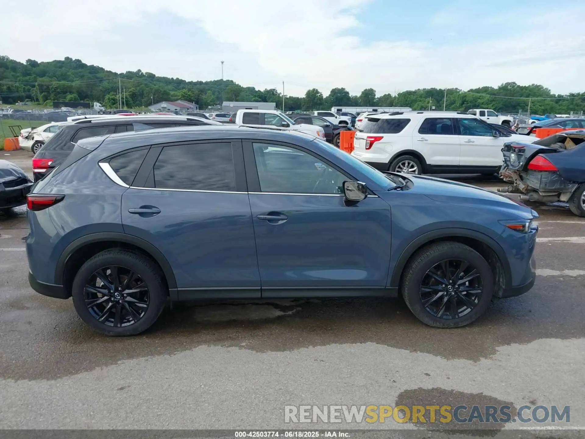 14 fotografías del automóvil dañado JM3KFBCL5R0468237 MAZDA CX-5 2024