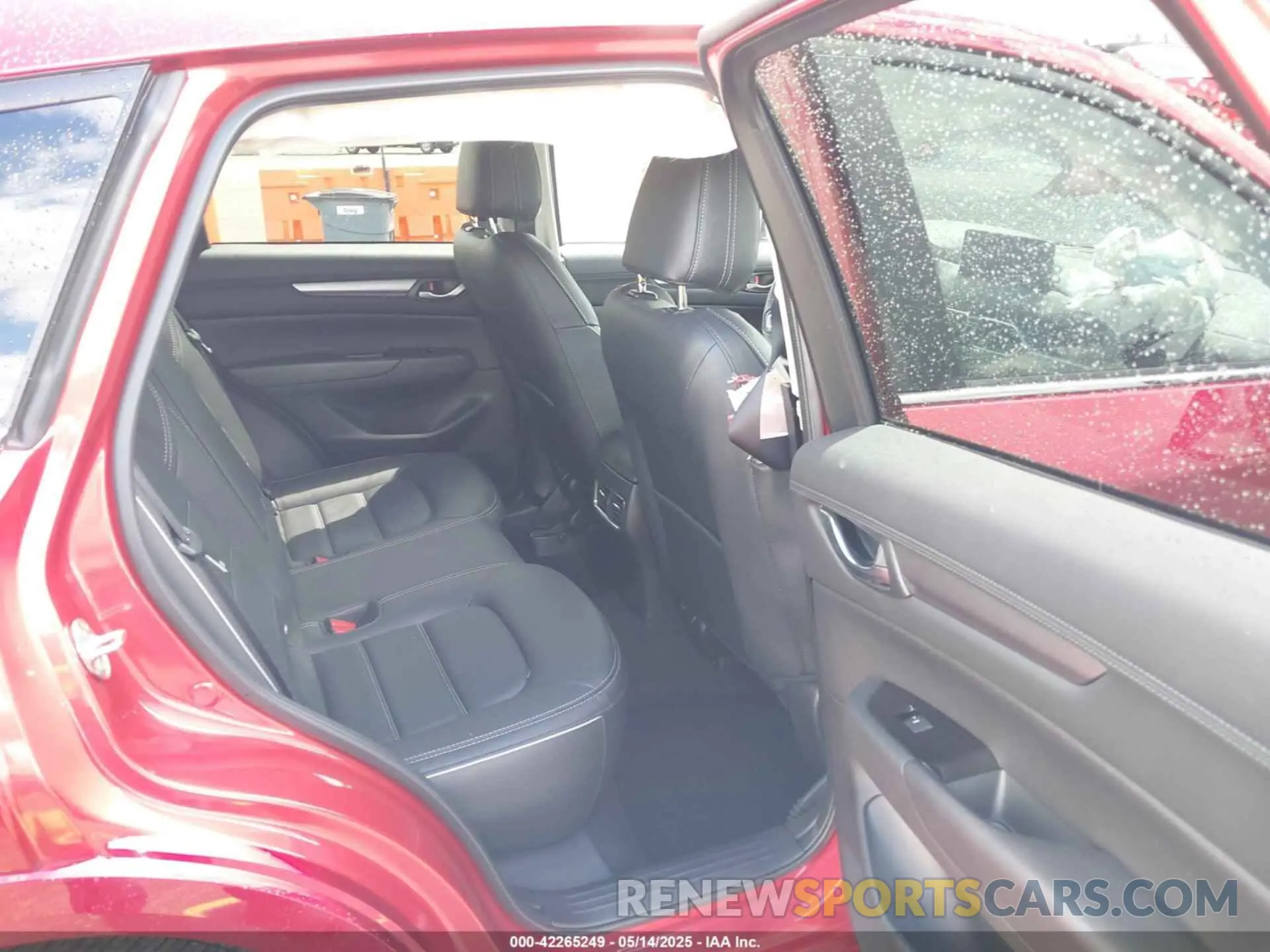 8 fotografías del automóvil dañado JM3KFBCL5R0486978 MAZDA CX-5 2024
