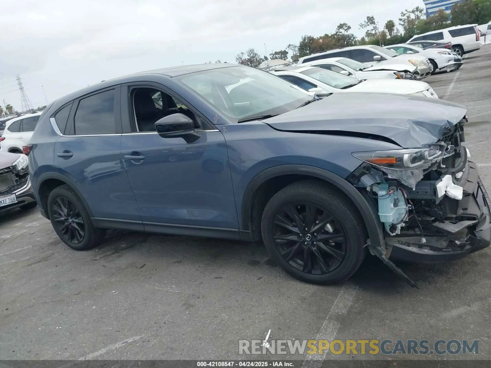 14 fotografías del automóvil dañado JM3KFBCL6R0482860 MAZDA CX-5 2024