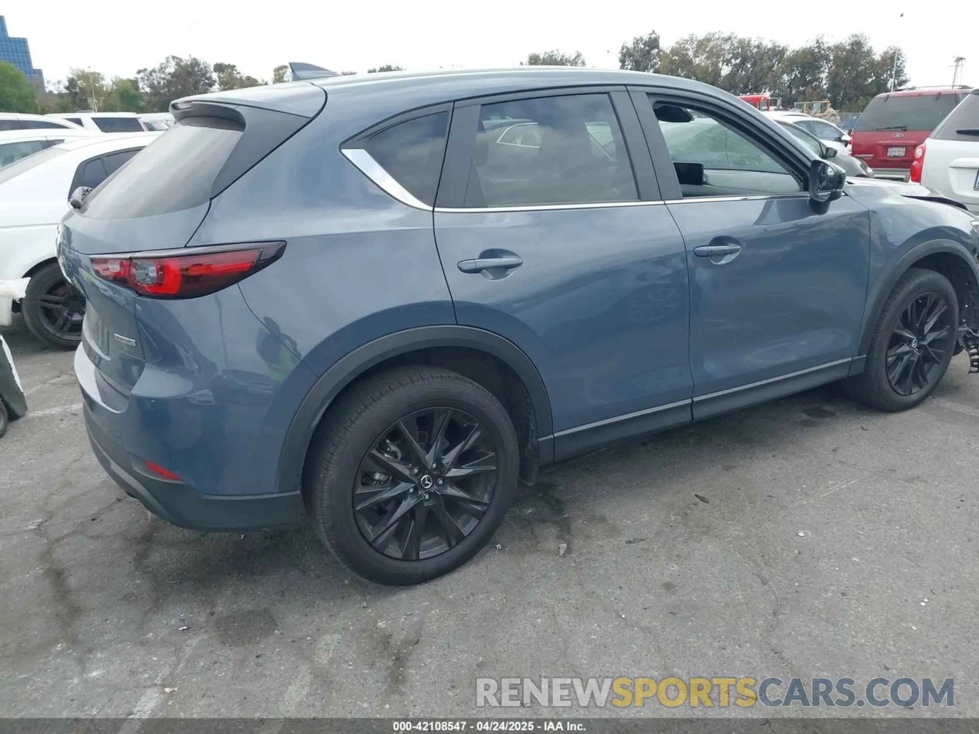 4 fotografías del automóvil dañado JM3KFBCL6R0482860 MAZDA CX-5 2024