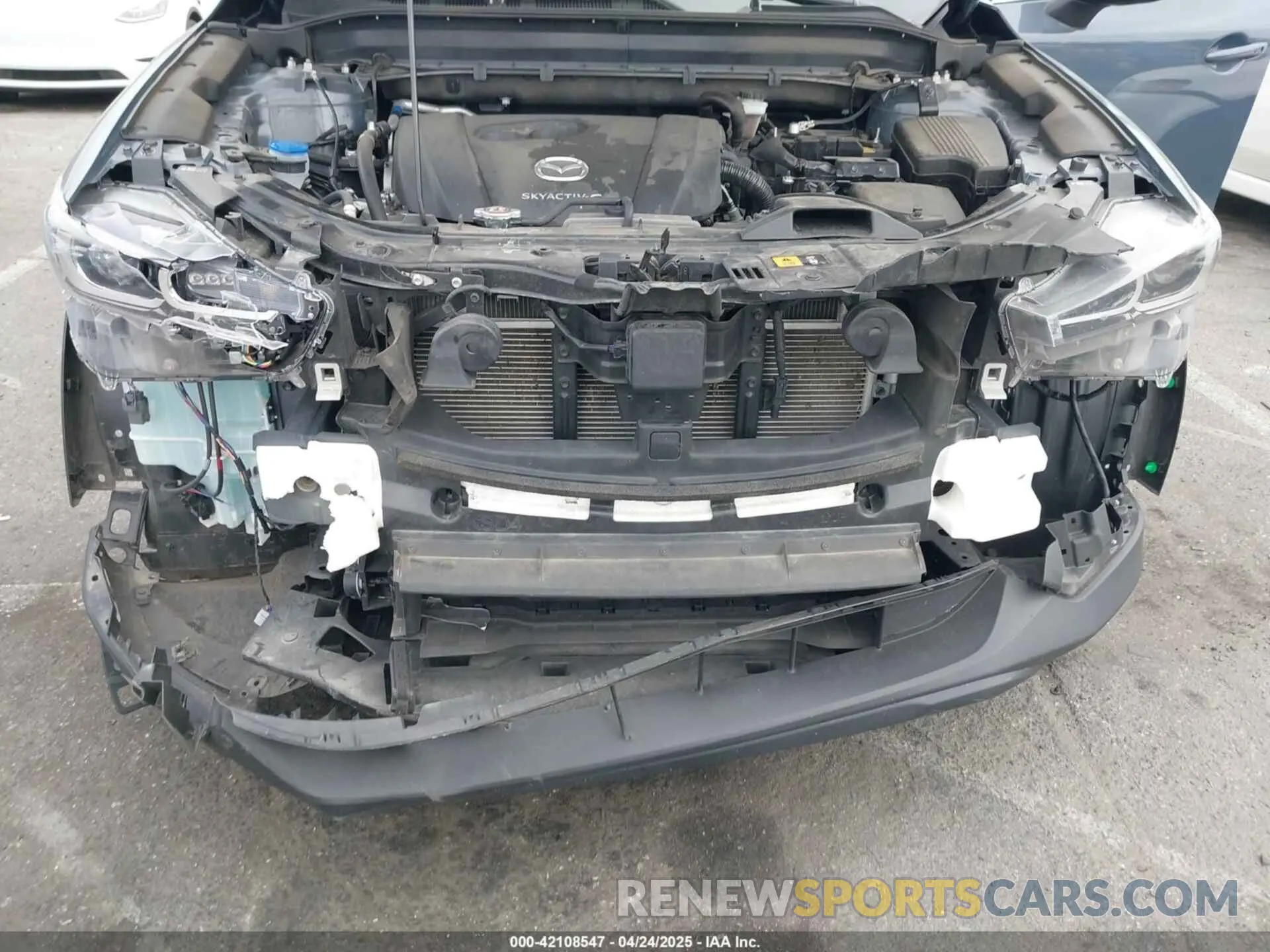 6 fotografías del automóvil dañado JM3KFBCL6R0482860 MAZDA CX-5 2024