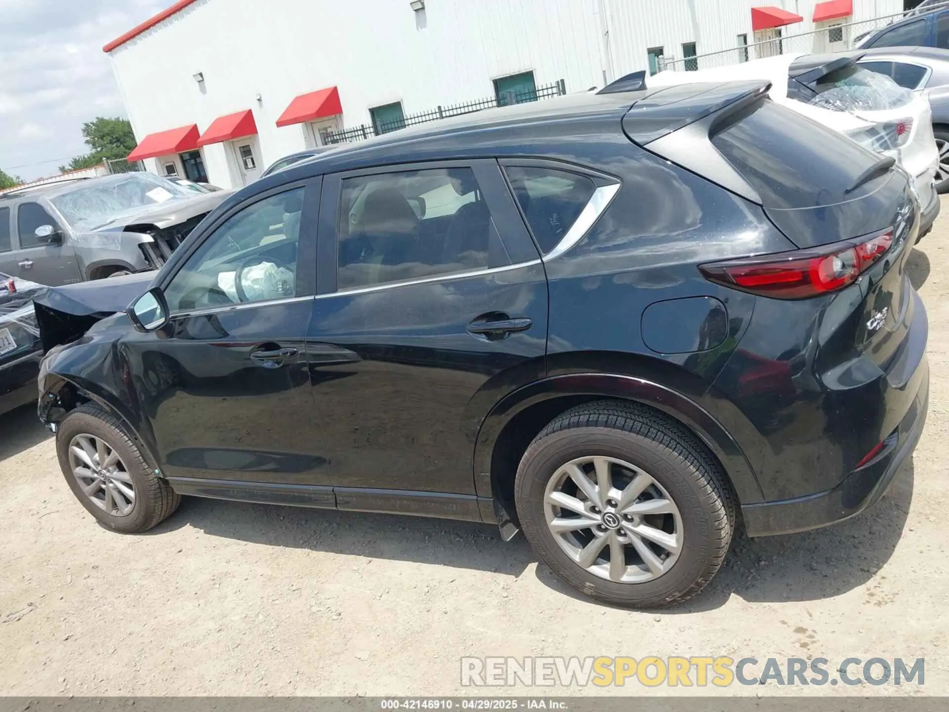 14 fotografías del automóvil dañado JM3KFBCL7R0435157 MAZDA CX-5 2024