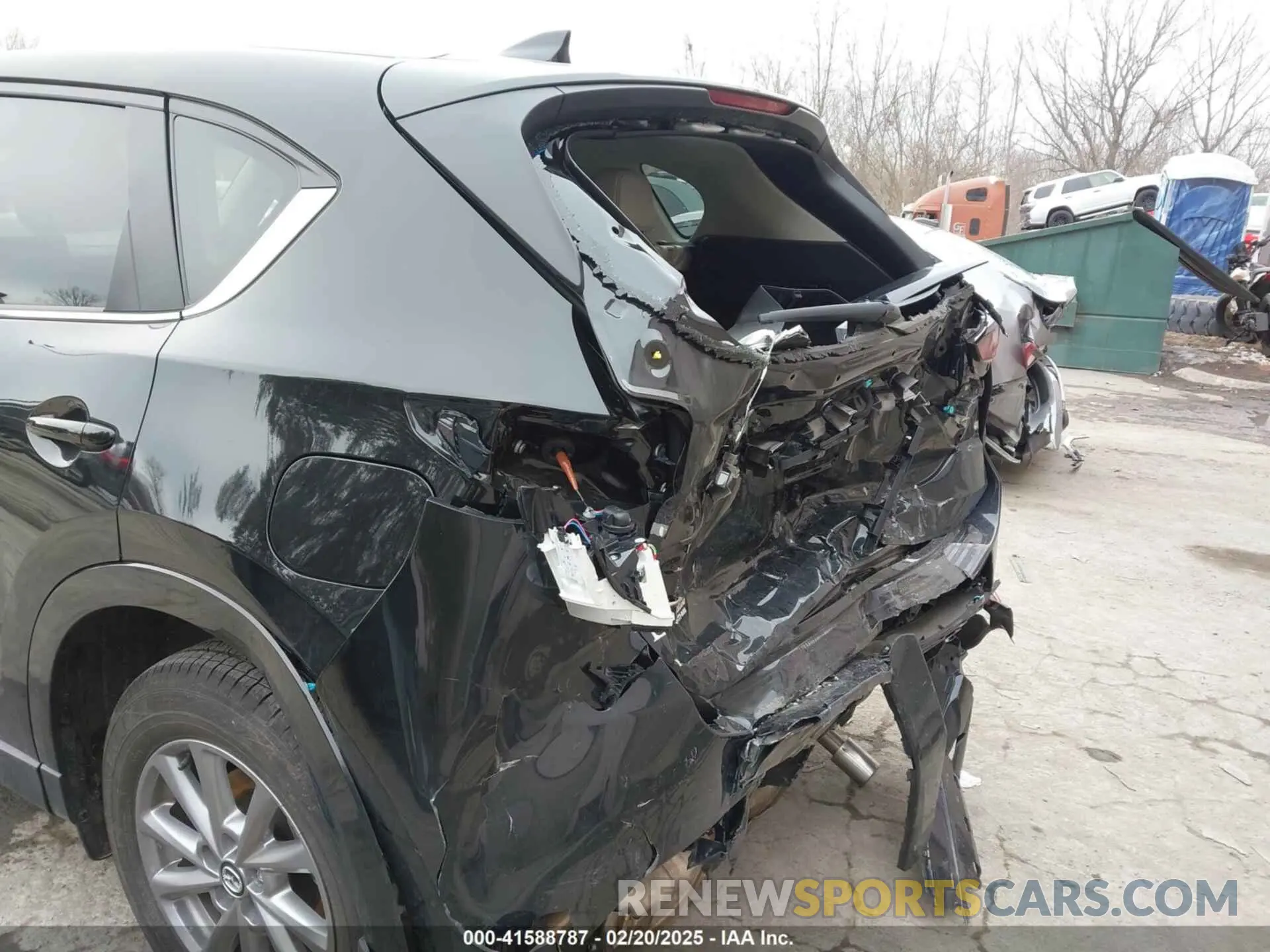 6 fotografías del automóvil dañado JM3KFBCL7R0506776 MAZDA CX-5 2024