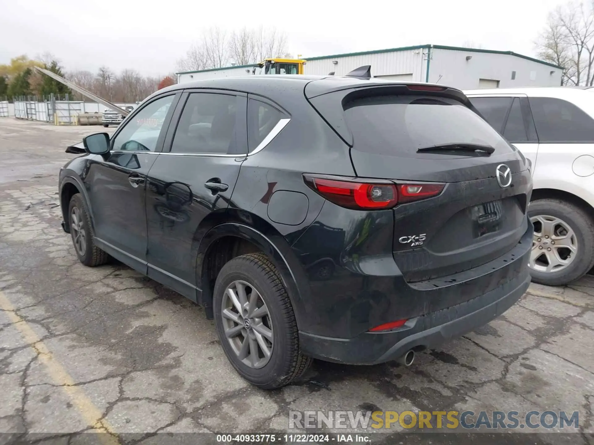 3 fotografías del automóvil dañado JM3KFBCL8R0449469 MAZDA CX-5 2024