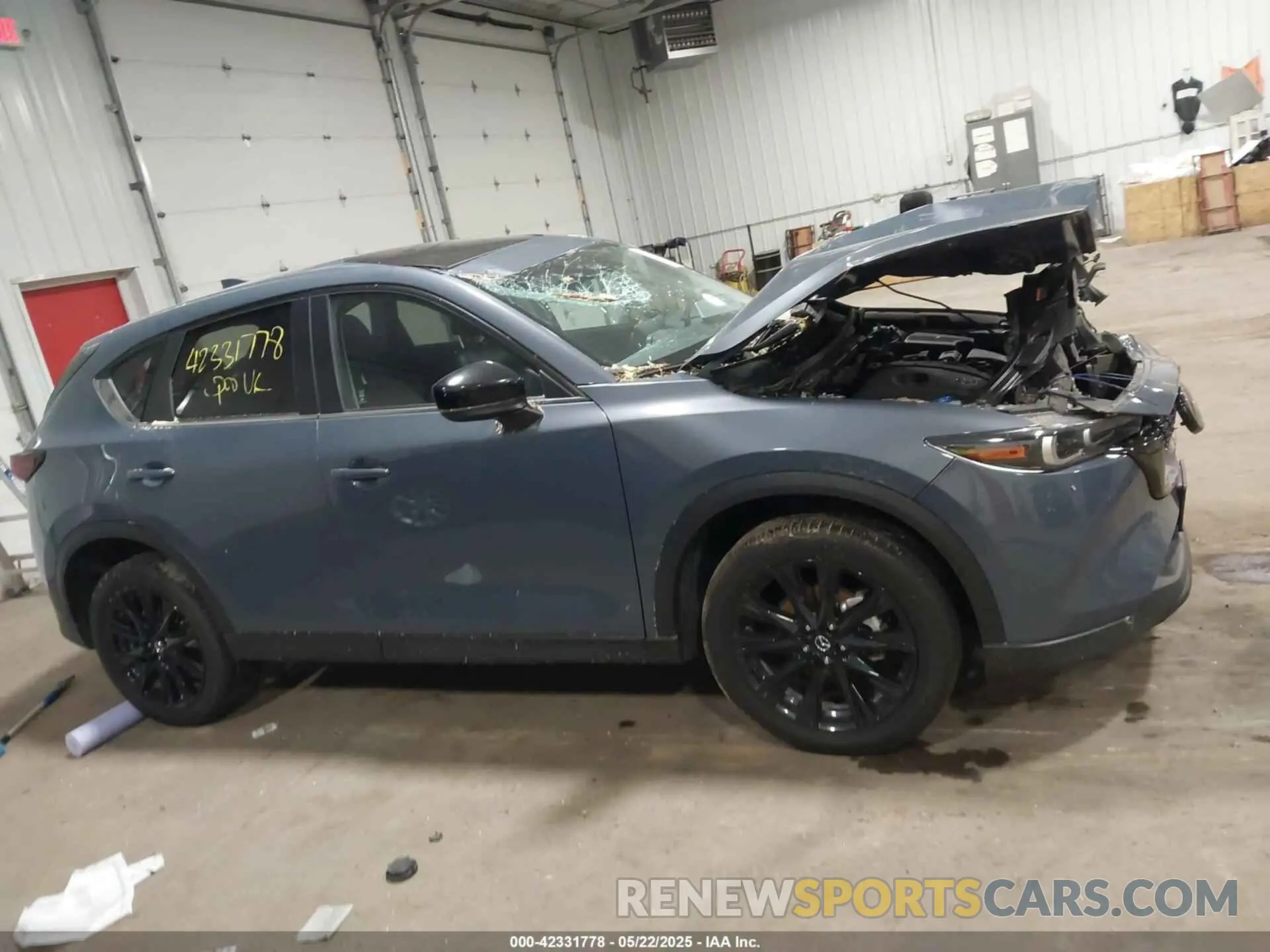 12 fotografías del automóvil dañado JM3KFBCL8R0500646 MAZDA CX-5 2024