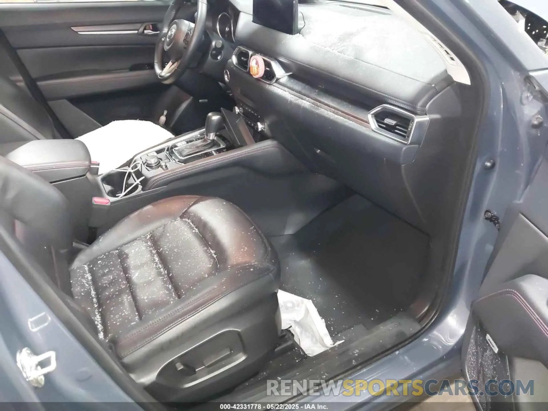 5 fotografías del automóvil dañado JM3KFBCL8R0500646 MAZDA CX-5 2024