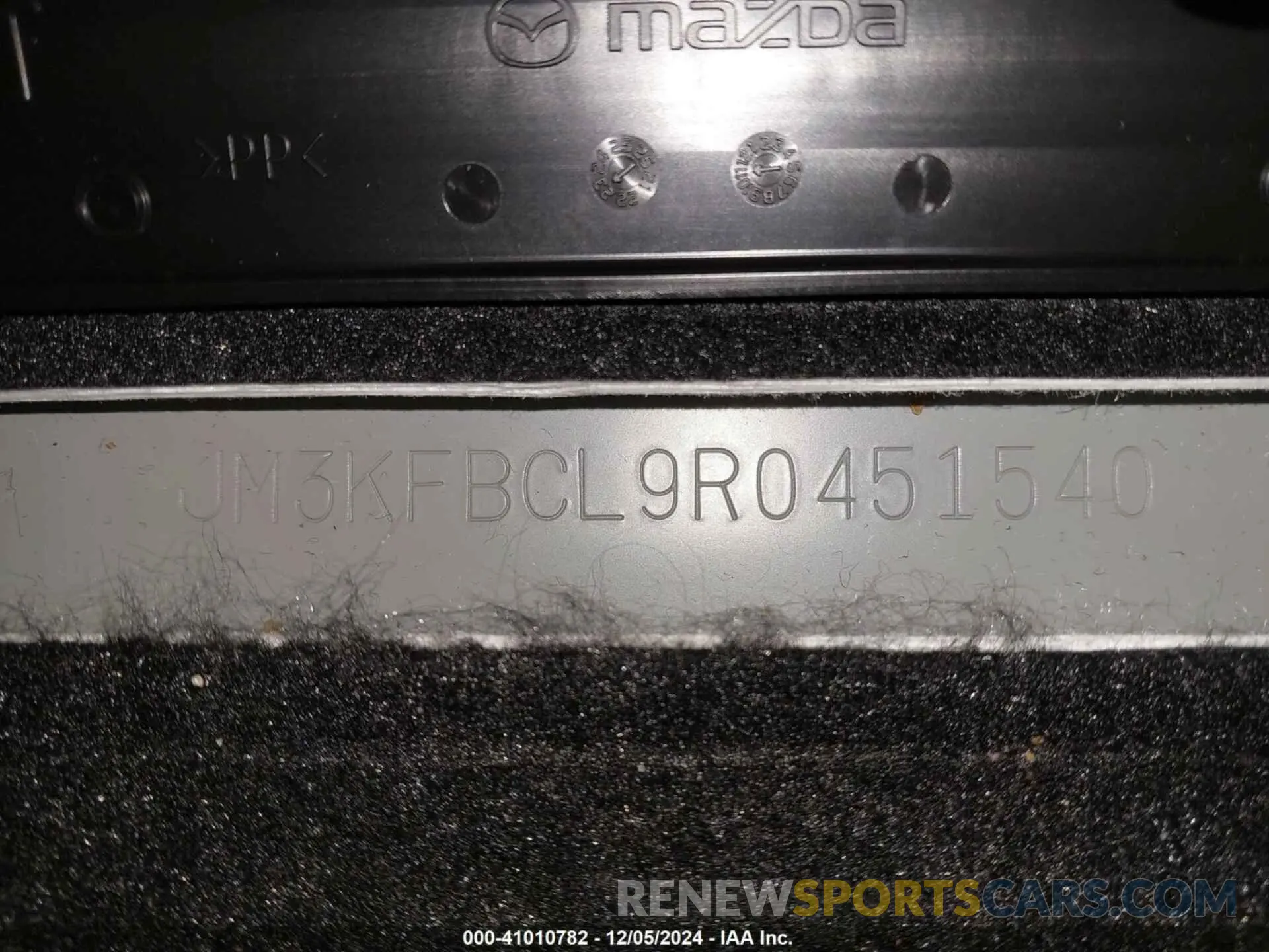 18 fotografías del automóvil dañado JM3KFBCL9R0451540 MAZDA CX-5 2024