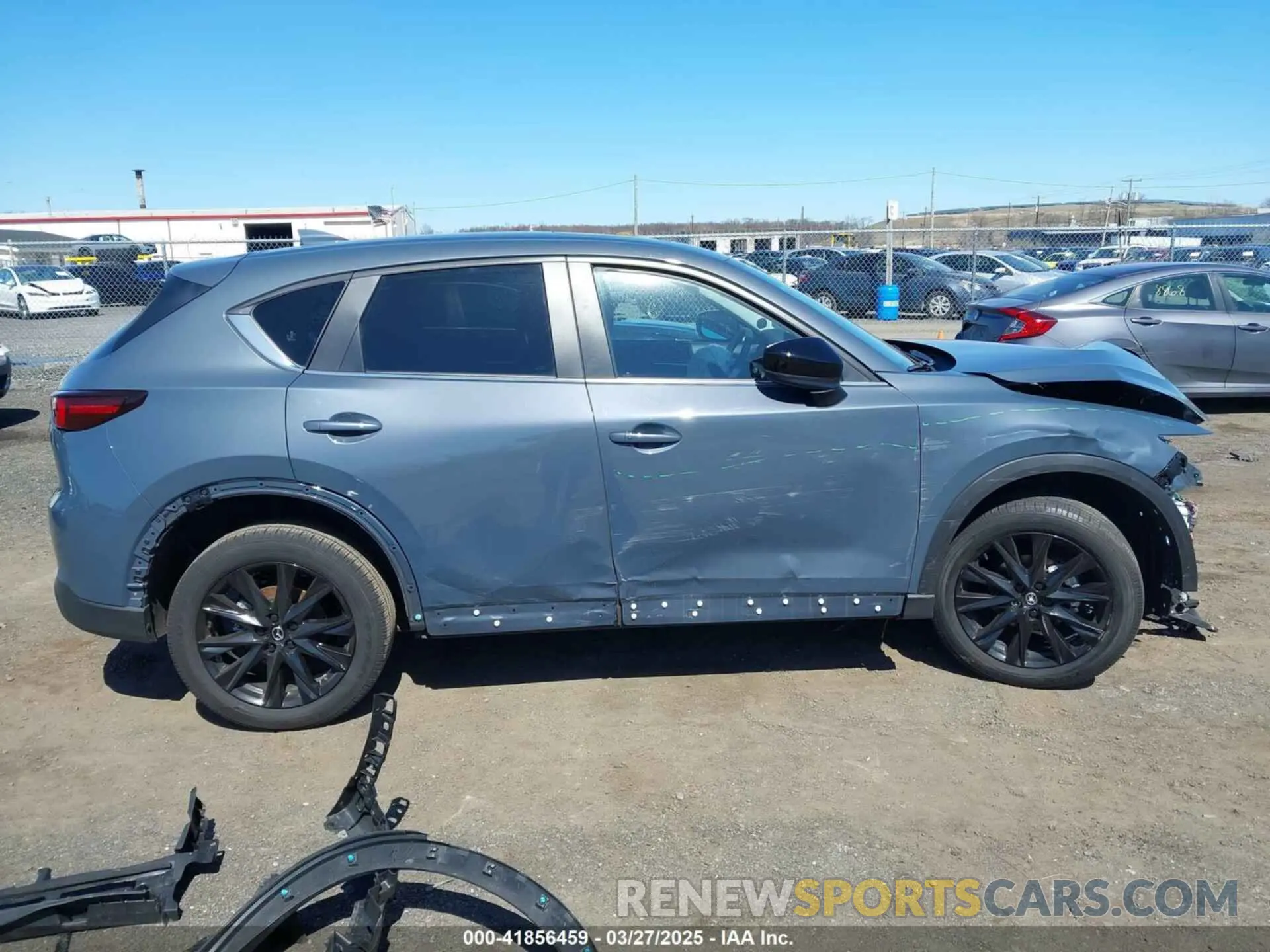 14 fotografías del automóvil dañado JM3KFBCLXR0469299 MAZDA CX-5 2024