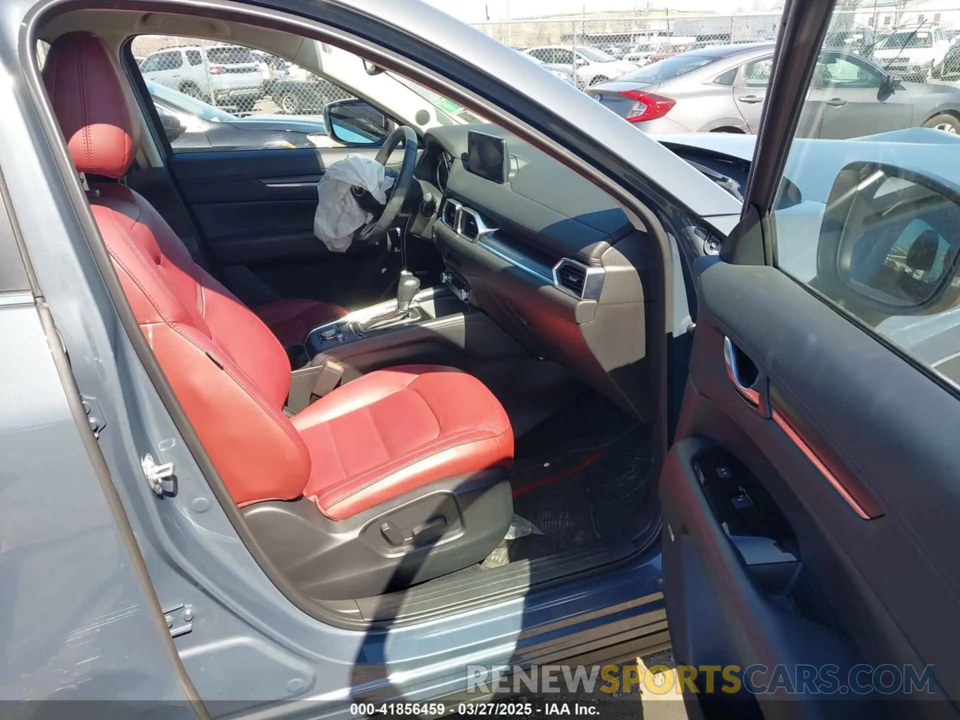 5 fotografías del automóvil dañado JM3KFBCLXR0469299 MAZDA CX-5 2024
